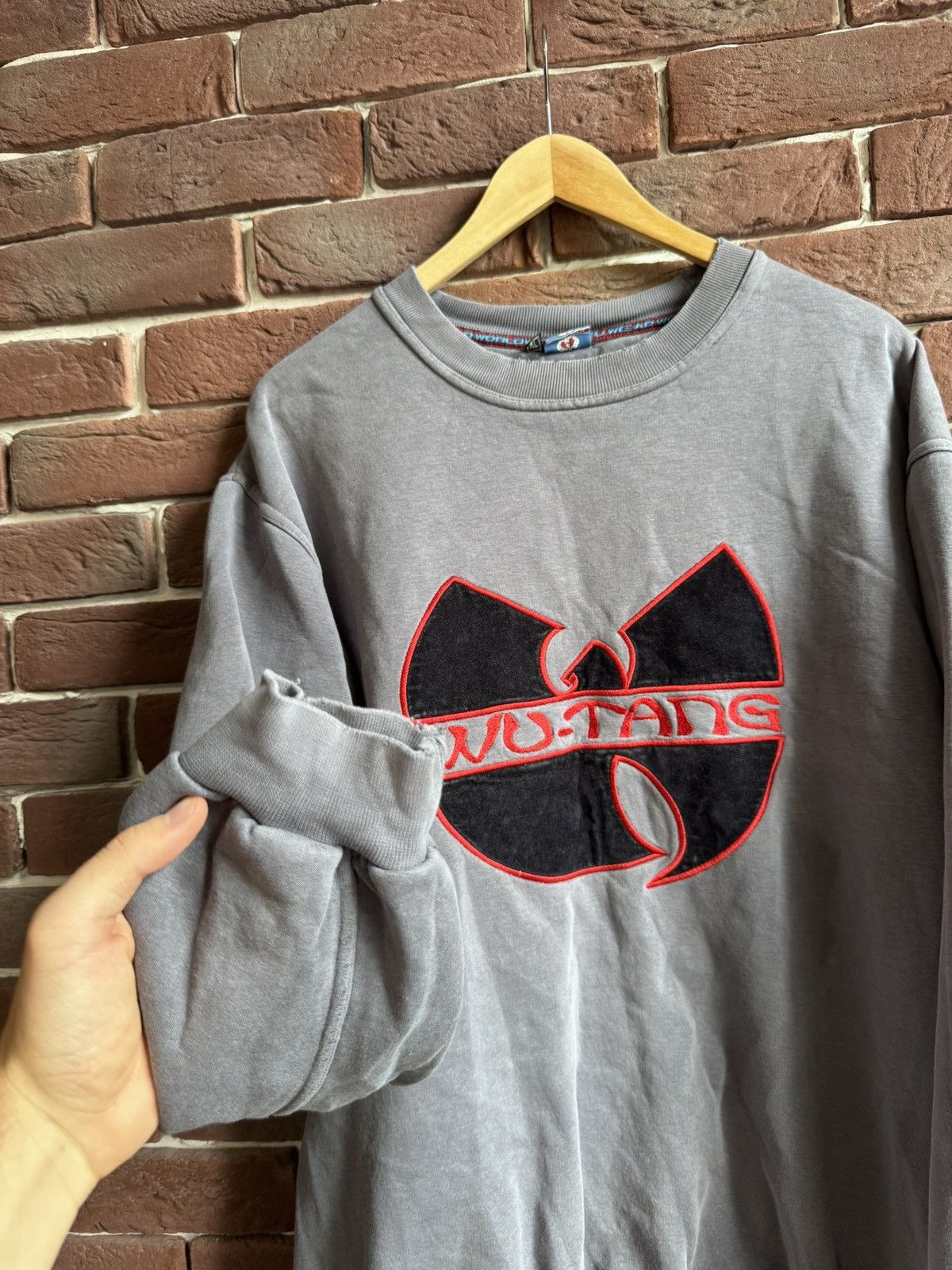 Wu-Tang Clan Wu Wear Worldwide Vintage Wu Tang Clan Rap Crewneck Sun Fade Size US XL / EU 56 / 4 - 7 Thumbnail
