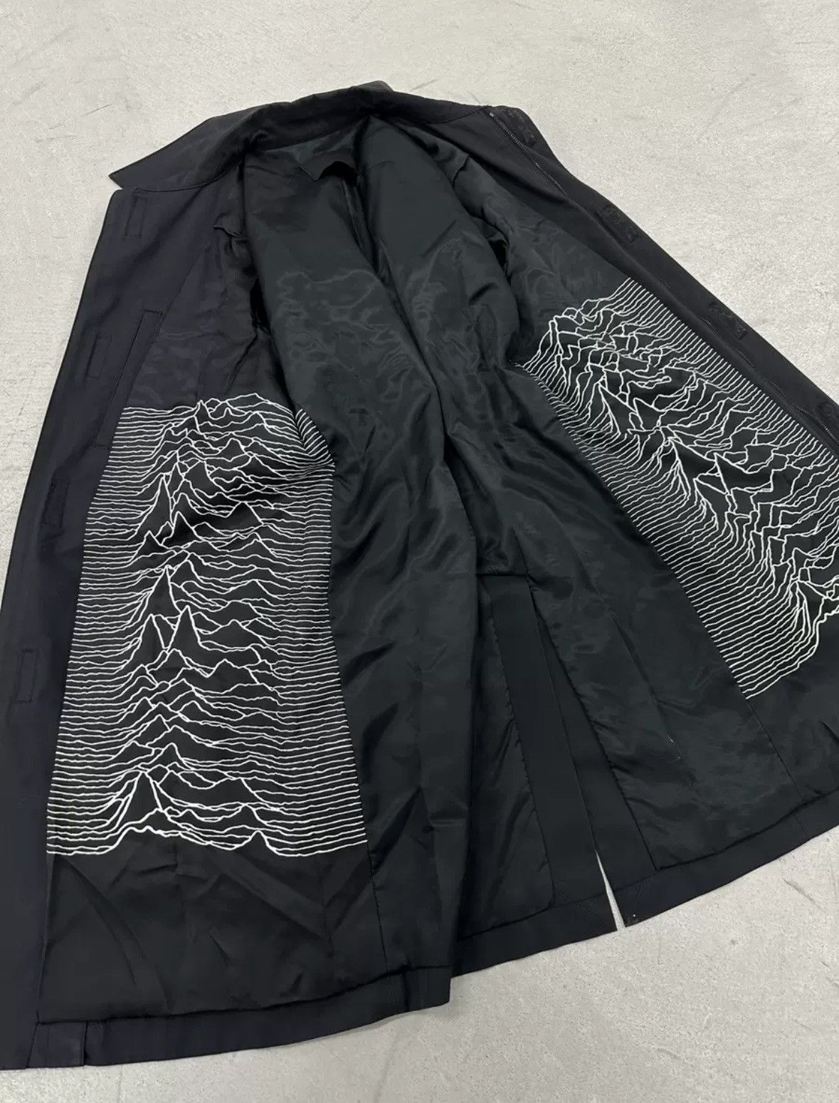 Undercover Undercover 09aw joy division overcoat Size US M / EU 48-50 / 2 - 5 Thumbnail