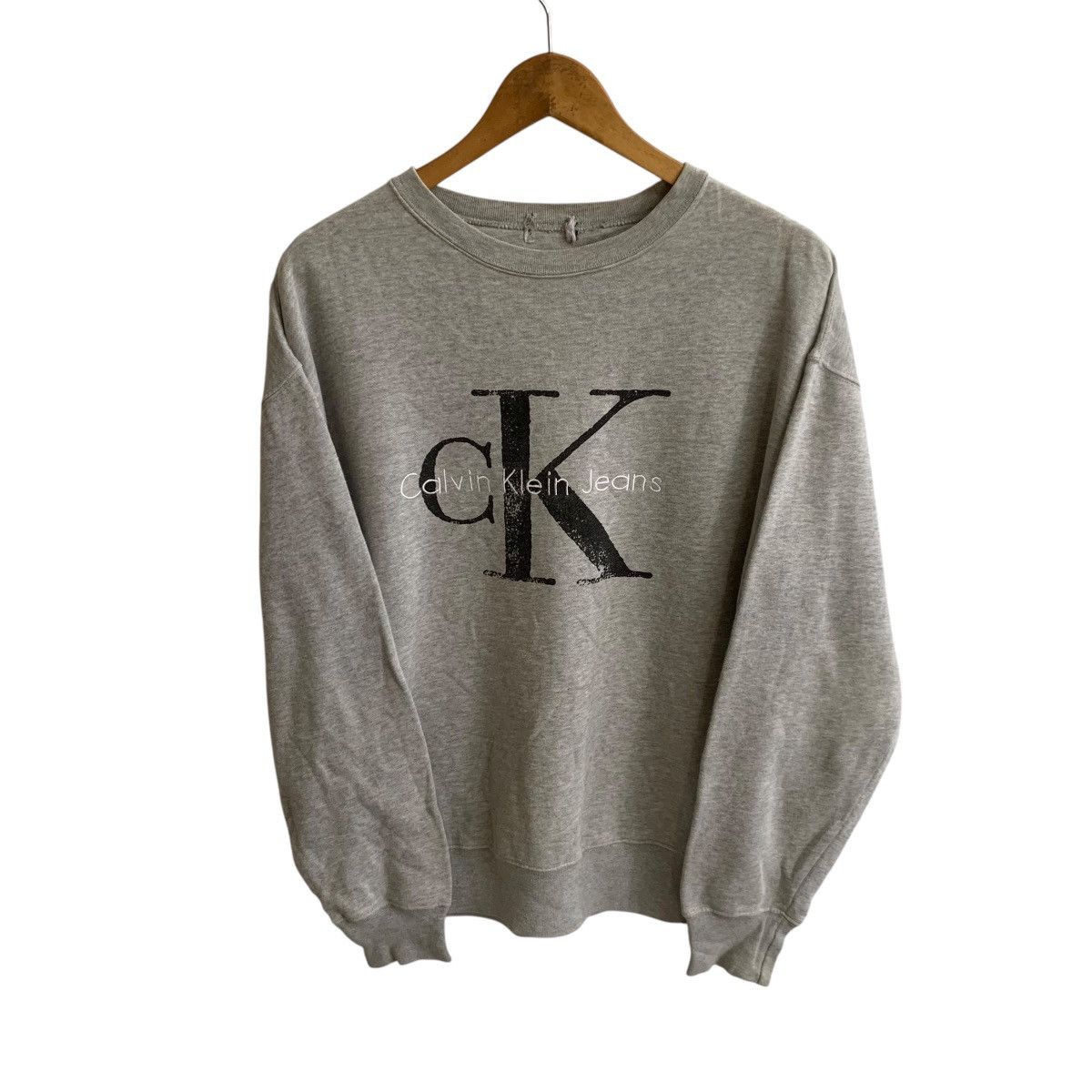 Calvin Klein × Vintage gREY Calvin Klein bIG Logo Vintage Sweatshirt Rare Large Size US L / EU 52-54 / 3 - 1 Thumbnail