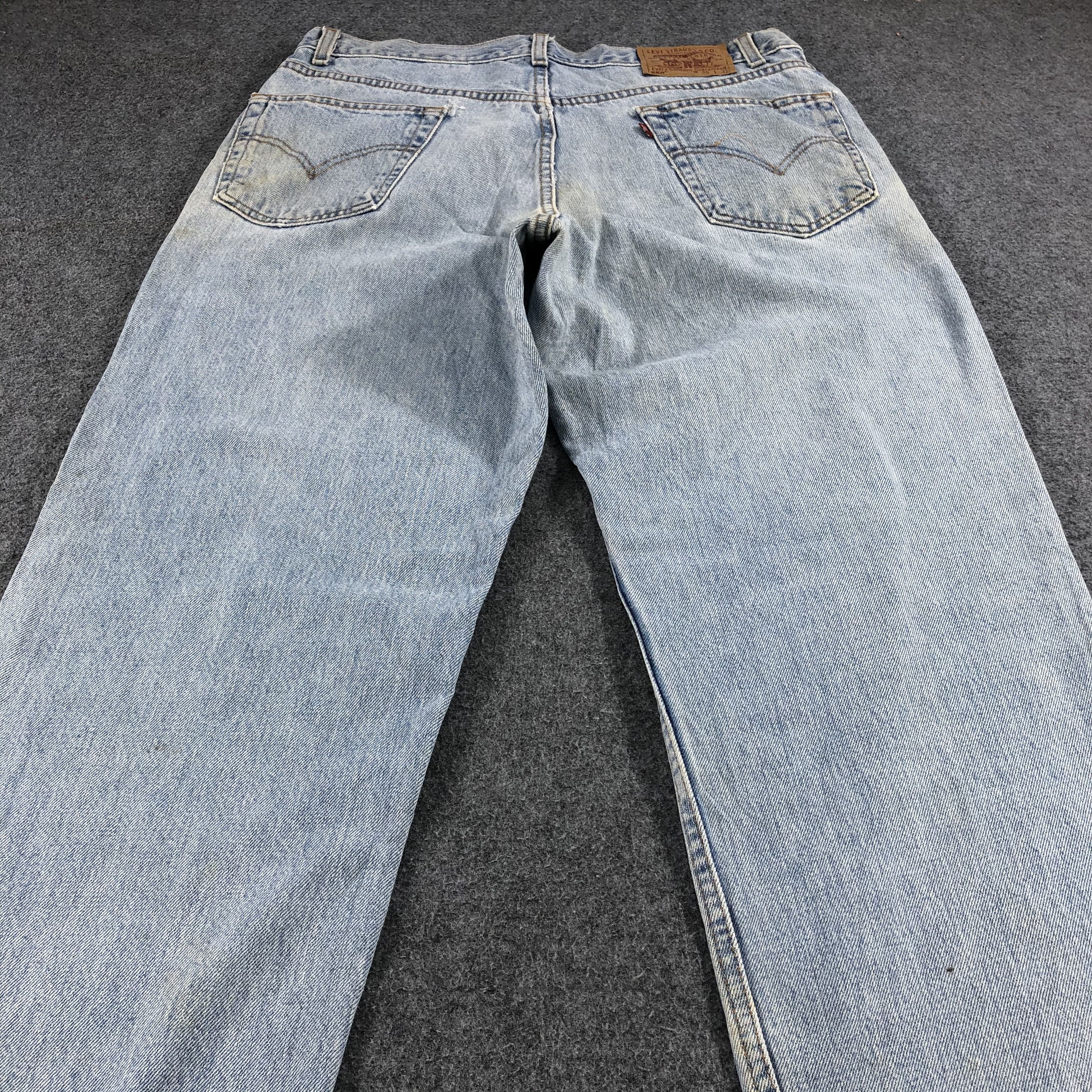 Levi's Vintage Levis 550 Light Wash Jeans- J1295 Size US 36 / EU 52 - 4 Thumbnail