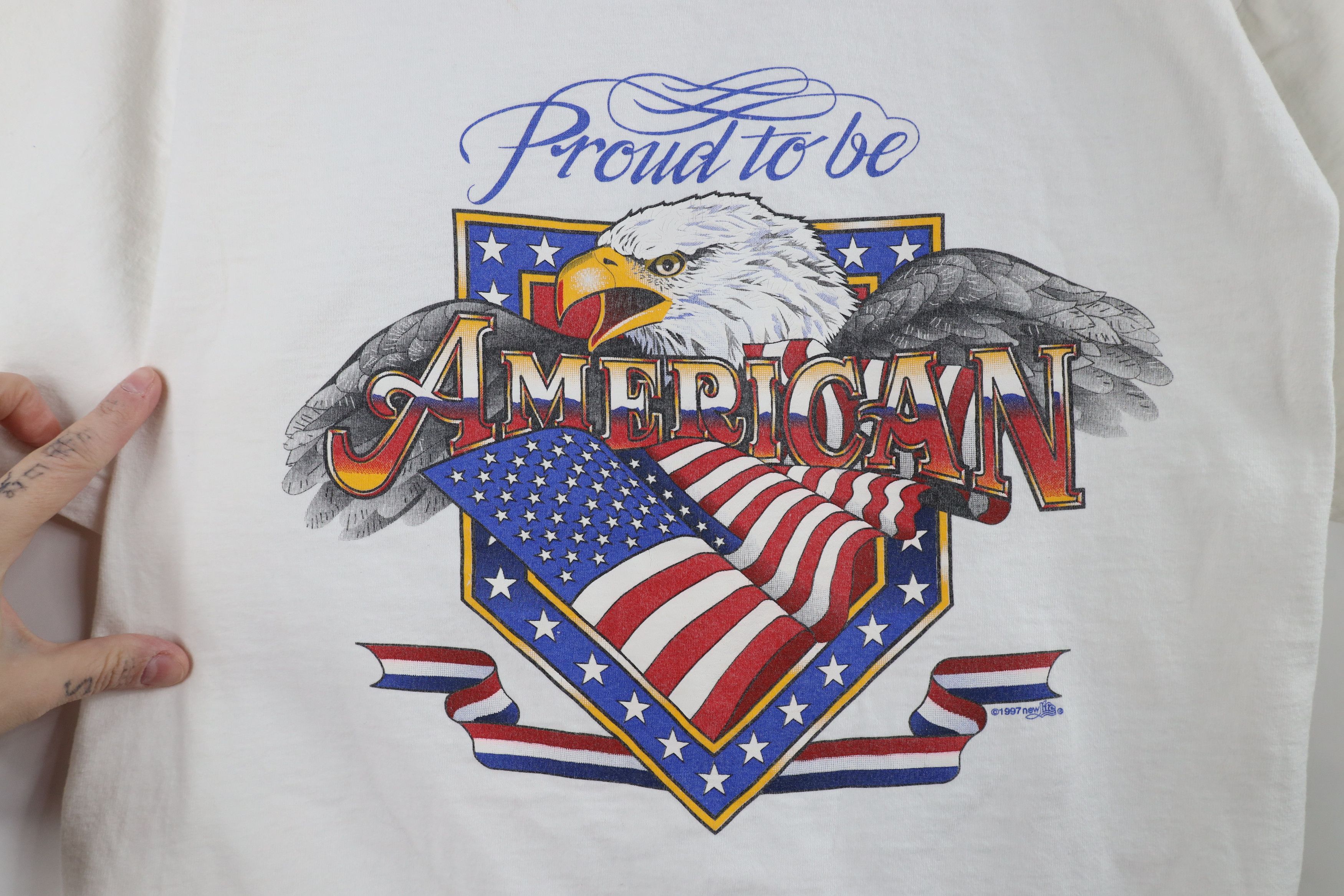Vintage Vintage 90s Streetwear To Be An American Eagle T-Shirt USA Size US M / EU 48-50 / 2 - 4 Thumbnail