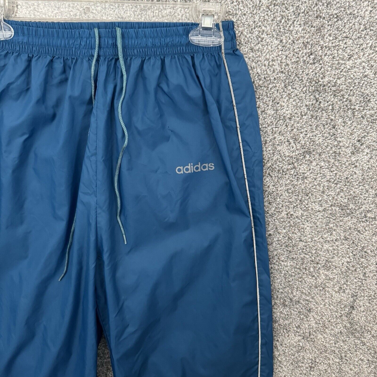 Adidas Adidas Nylon Track Pants Mens 26X29.5 Athletic 80s Vintage Size US 26 / EU 42 - 2 Thumbnail