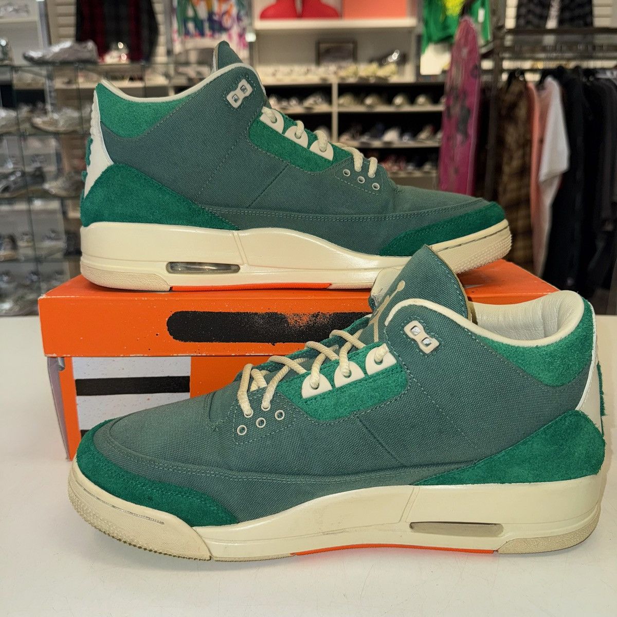 Jordan Brand Size 12M - Nina Chanel Abney x Air Jordan 3 Retro SP Size US 12 / EU 45 - 2 Thumbnail