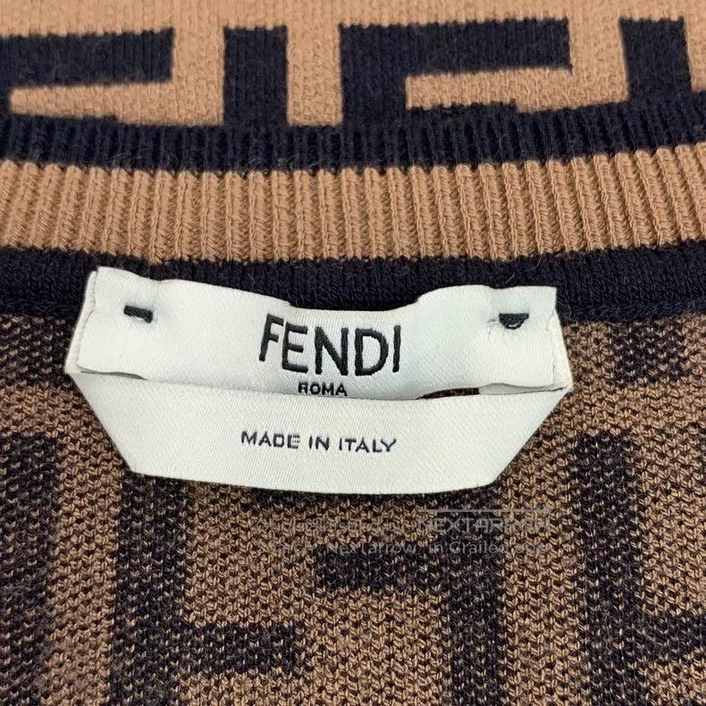 Fendi Fendi Dark brown logo letter all-over print round neck lon Size S / US 4 / IT 40 - 5 Thumbnail