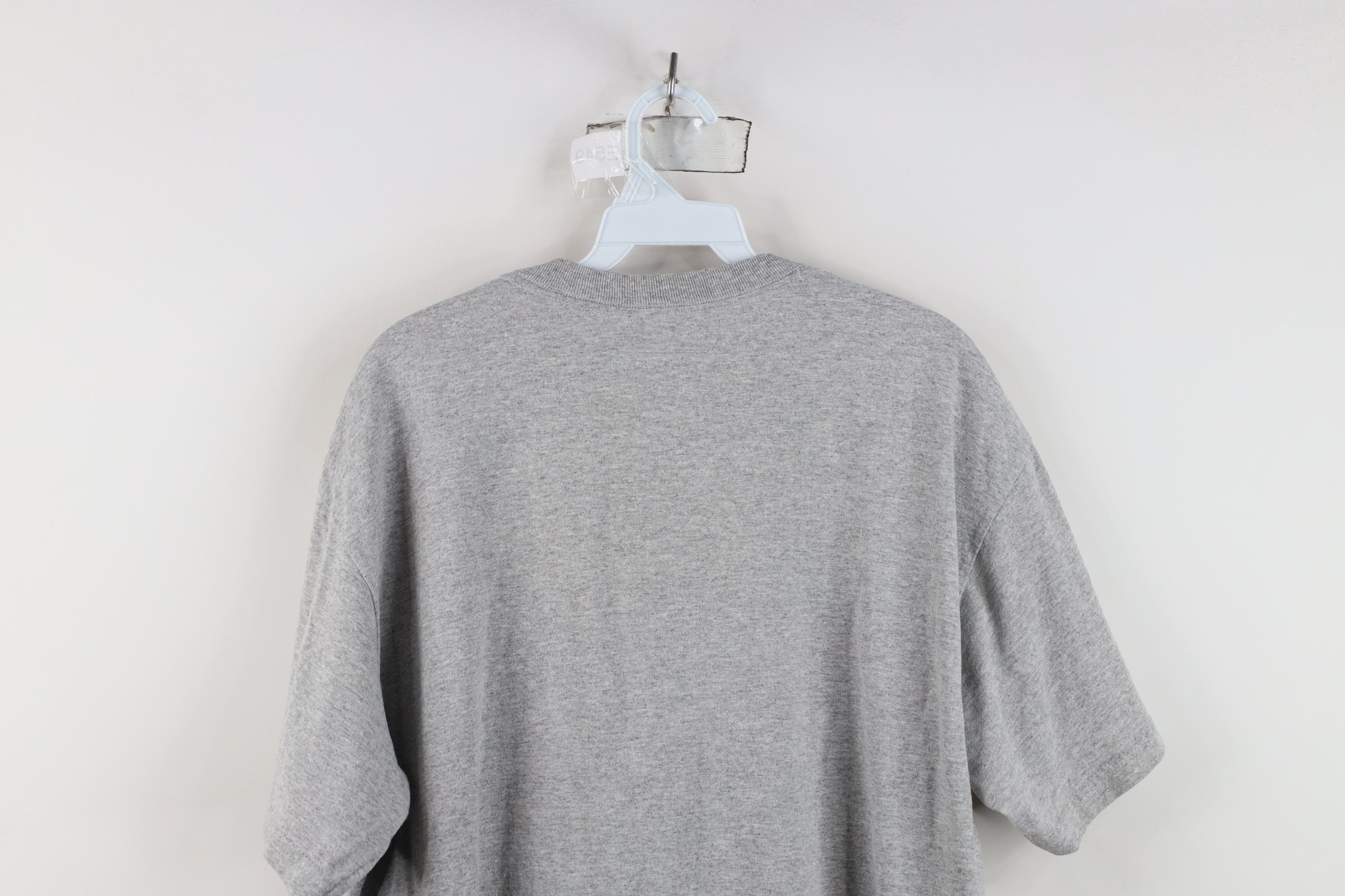 Vintage Vintage 90s University of Michigan Hockey T-Shirt Gray Size US L / EU 52-54 / 3 - 12 Thumbnail