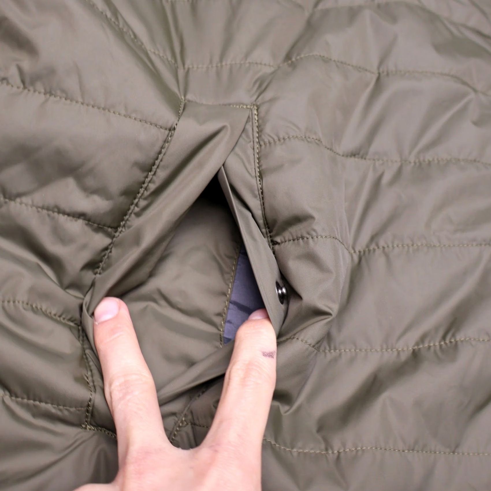 Carhartt VINTAGE Carhartt Vest Mens 3XL Green Gilliam Light Relaxed Fit Rain Defender Insulated Size US XXL / EU 58 / 5 - 2 Thumbnail