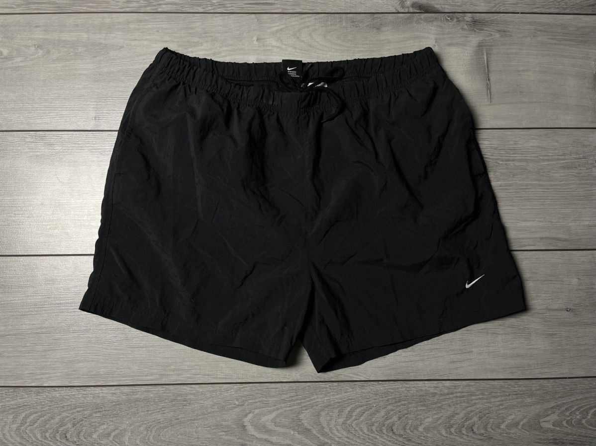 Nike Vintage Nike shorts 90s size XLarge Size US 36 / EU 52 - 1 Thumbnail