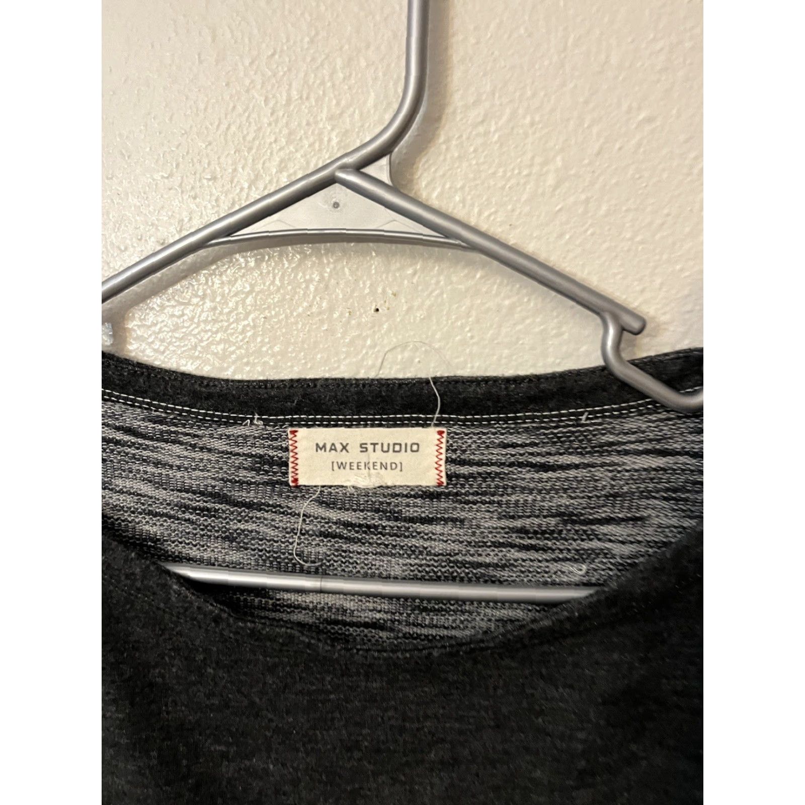 Vintage Max Studio Pullover Shirt Women’s Crewneck Knit Long Sleeve Black Medium - Casual Workwear Travel Preppy Size M / US 6-8 / IT 42-44 - 4 Thumbnail