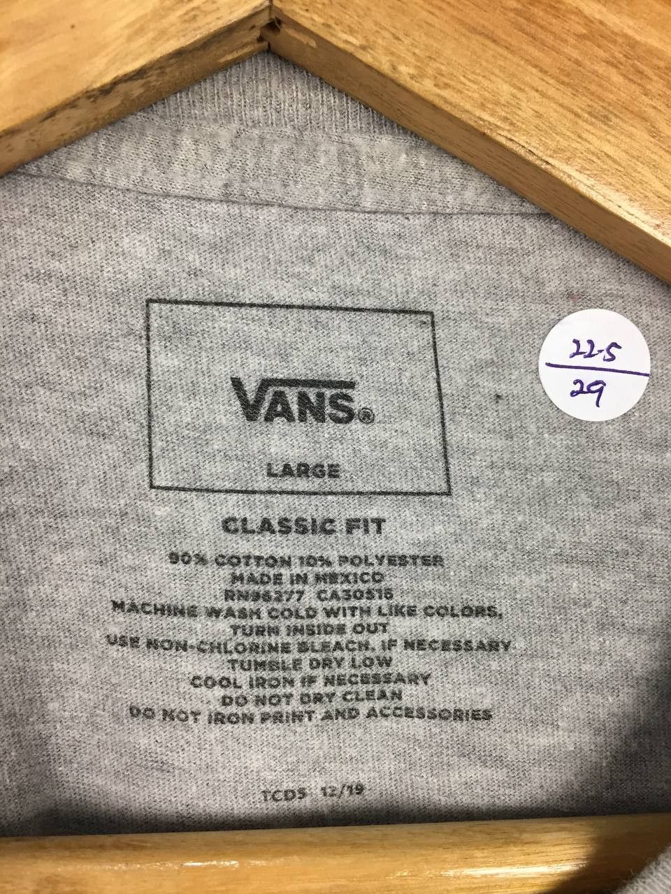 Vans Vans Off The Wall Hawaii Big Logo Classic Fit Skate Tee Size US L / EU 52-54 / 3 - 9 Thumbnail