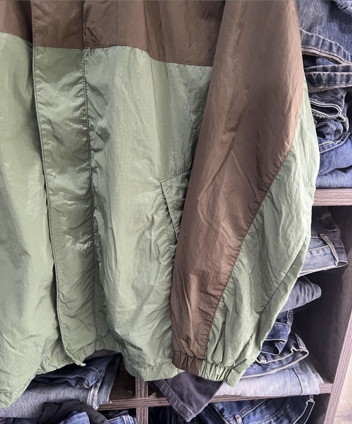 Japanese Brand 🔥J.W. Anderson x Uniqlo Two Tone Zipper Jacket Size US L / EU 52-54 / 3 - 10 Thumbnail