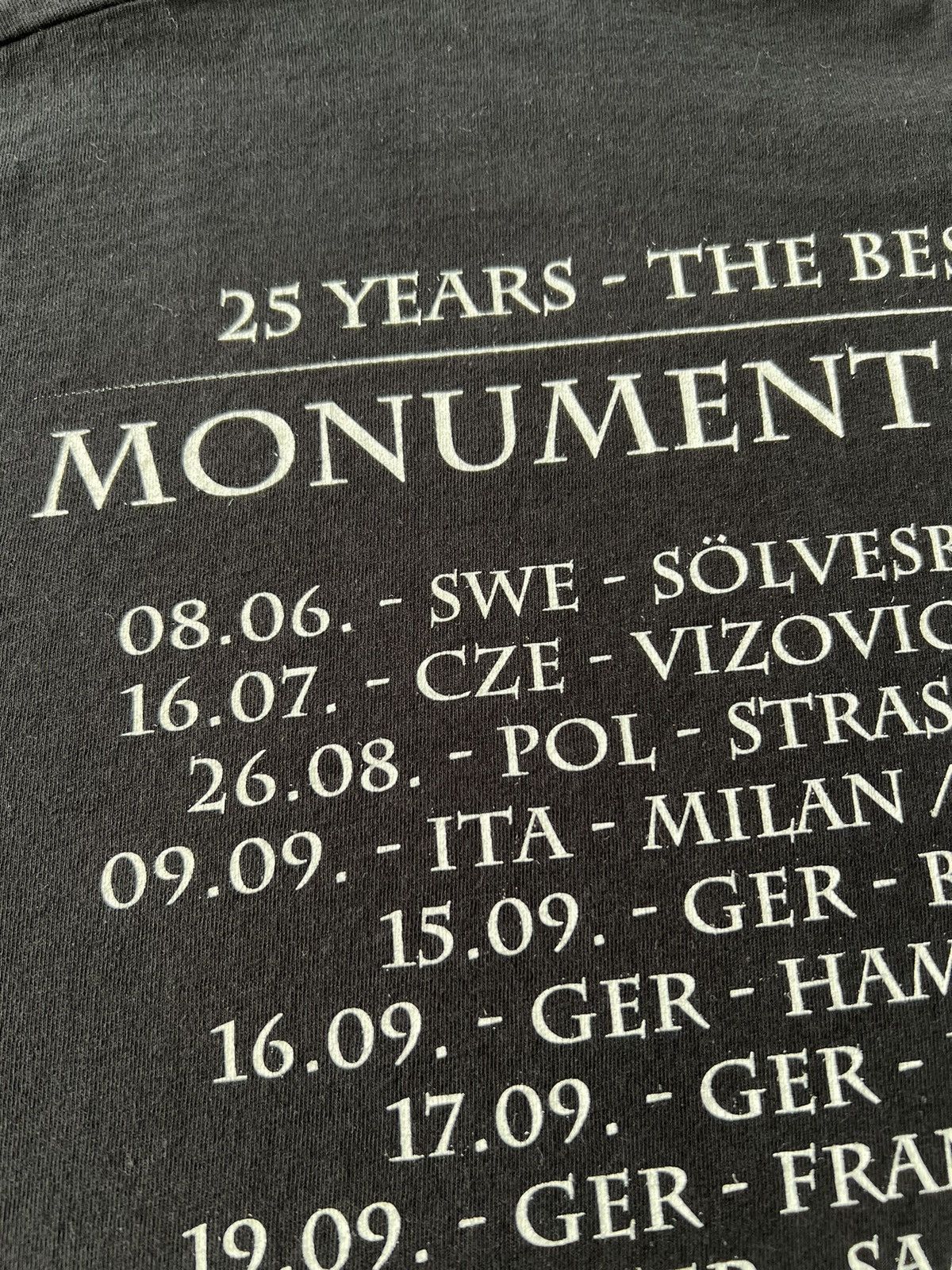 Band Tees Vintage 2017 Edguy Monuments Tour Black T-shirt Size US L / EU 52-54 / 3 - 12 Thumbnail