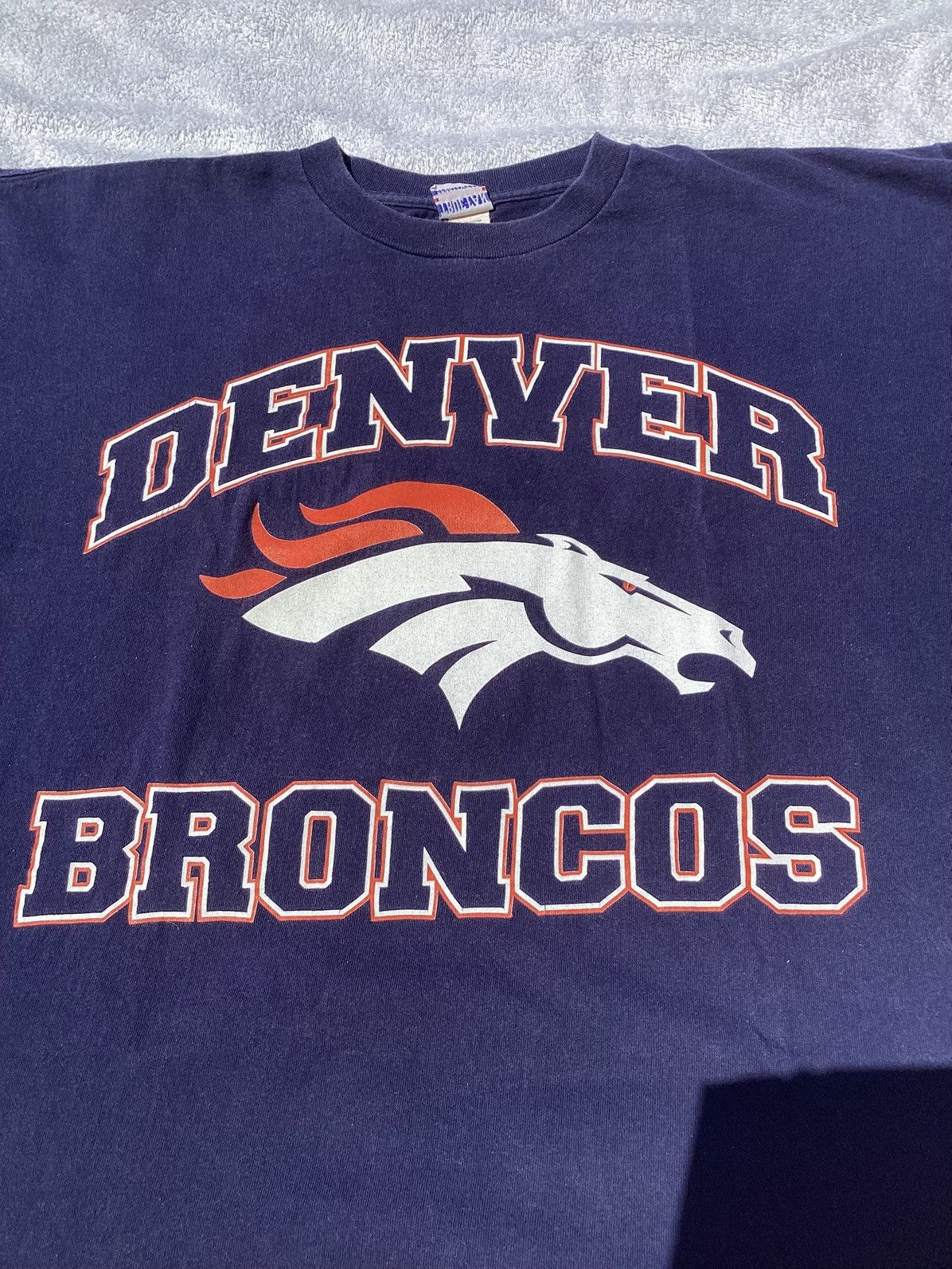 NFL Vtg 90s NFL Denver Broncos large logo, graphic USA made Tee Size US XL / EU 56 / 4 - 2 Thumbnail