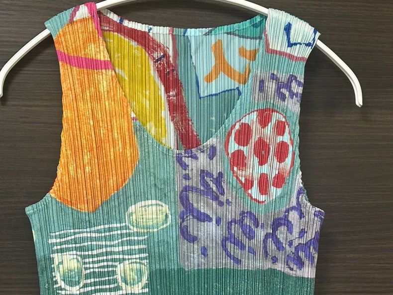 Issey Miyake Issey Miyake Rare vintage collectible graffiti tank top dr Size L / US 10 / IT 46 - 8 Thumbnail