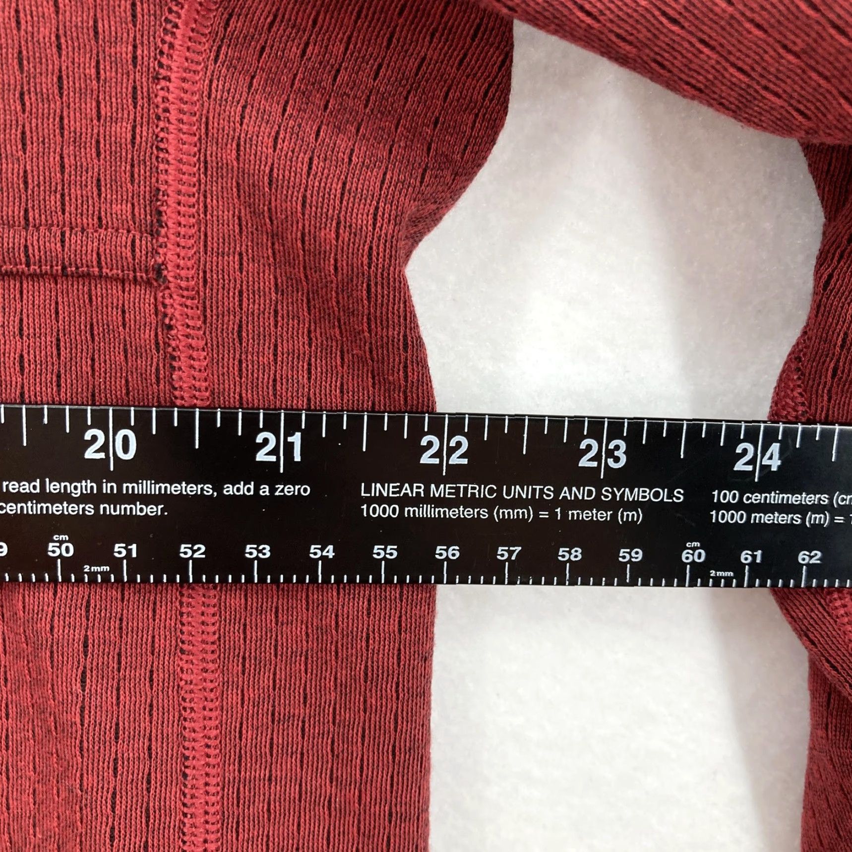 Vintage Duluth Sweater 1/4 Zip Mock Neck Mens Medium Red Outdoors Camp Knit Pullover with Bear Paw Logo Size US M / EU 48-50 / 2 - 7 Thumbnail