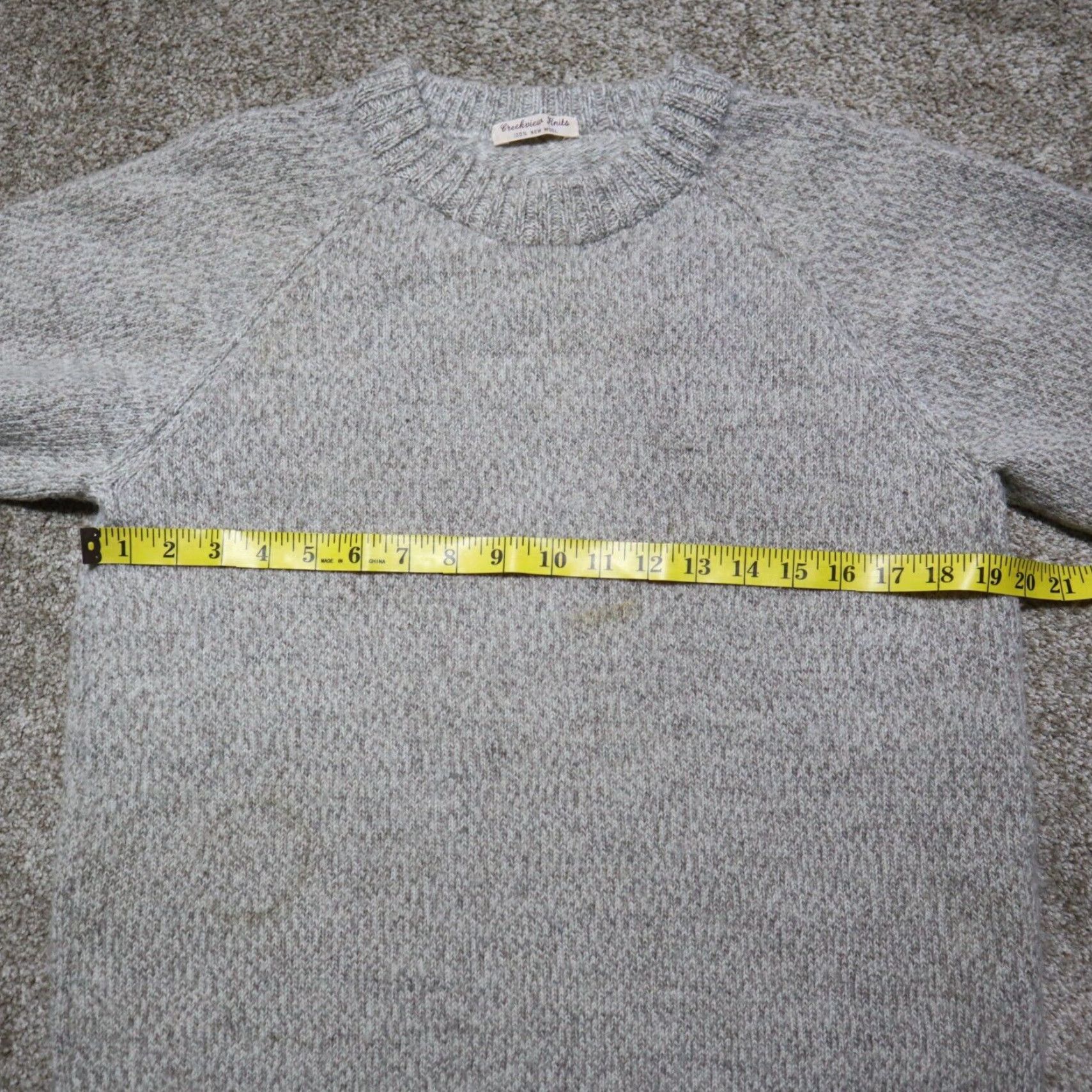 Vintage Merino Wool Sweater Women Size S Beige Lightweight V-Neck Pullover Womens Size S / US 4 / IT 40 - 3 Thumbnail