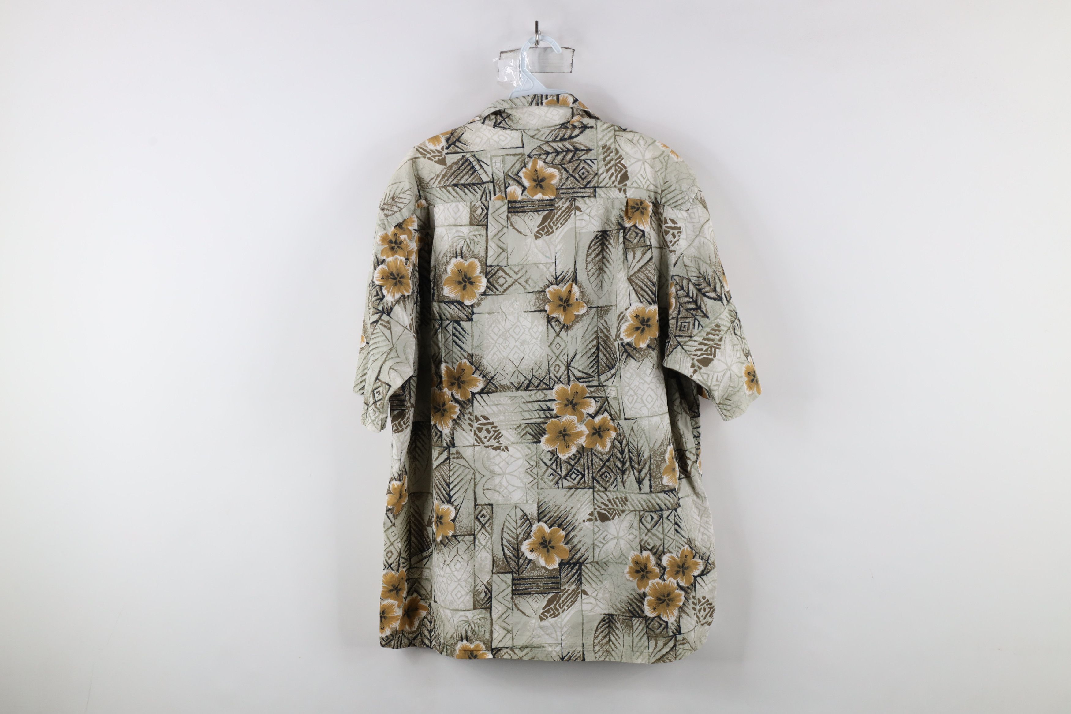 Nautica × Vintage Vintage 90s Nautica Geometric Camp Collar Button Shirt Size US M / EU 48-50 / 2 - 9 Thumbnail