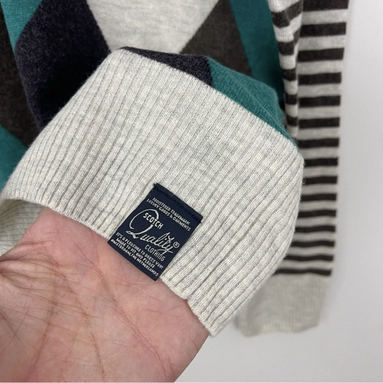Scotch & Soda Scotch & Soda V-Neck Mixed Print Wool Blend Sweater Size US XL / EU 56 / 4 - 7 Thumbnail