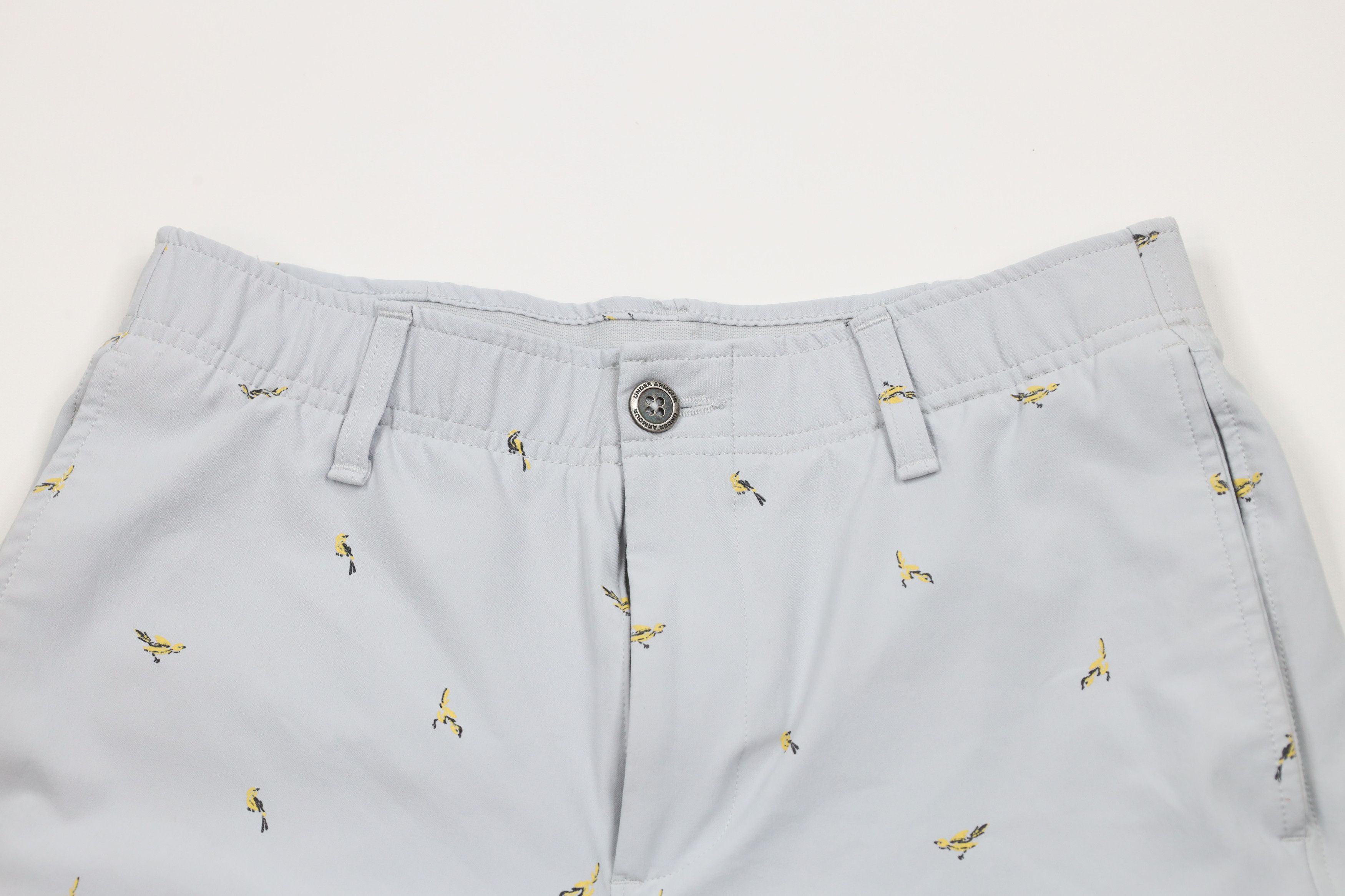 Under Armour × Vintage Under Armour All Over Print Flat Front Golf Chino Shorts Size US 30 / EU 46 - 2 Thumbnail