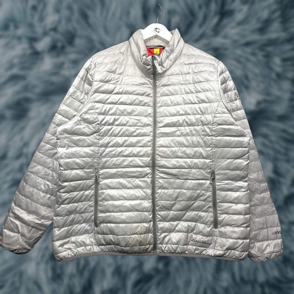 Eddie Bauer VINTAGE Eddie Bauer EB 700 Goose Down Travex Puffer Jacket Women 2XL Gray Stains Quilted Full Zip Womens Size XXL / US 16-18 / IT 52-54 - 1 Thumbnail