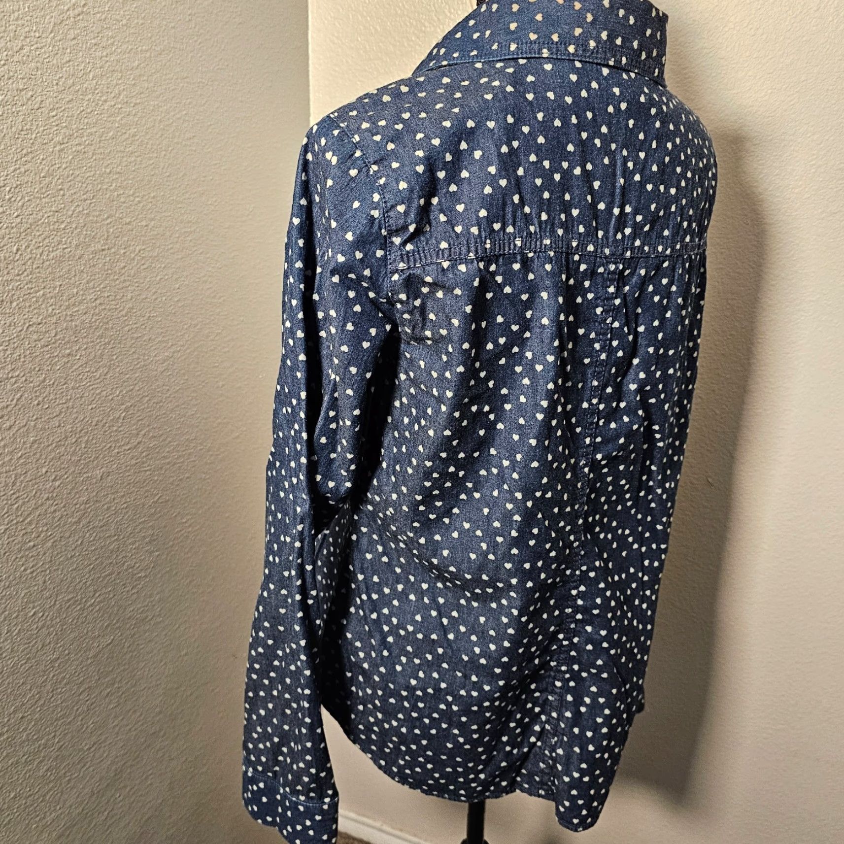 Vintage LC Lauren Conrad Large Button-Up Shirt Long Sleeve Blue Casual Heart Print Womens Size L / US 10 / IT 46 - 4 Thumbnail
