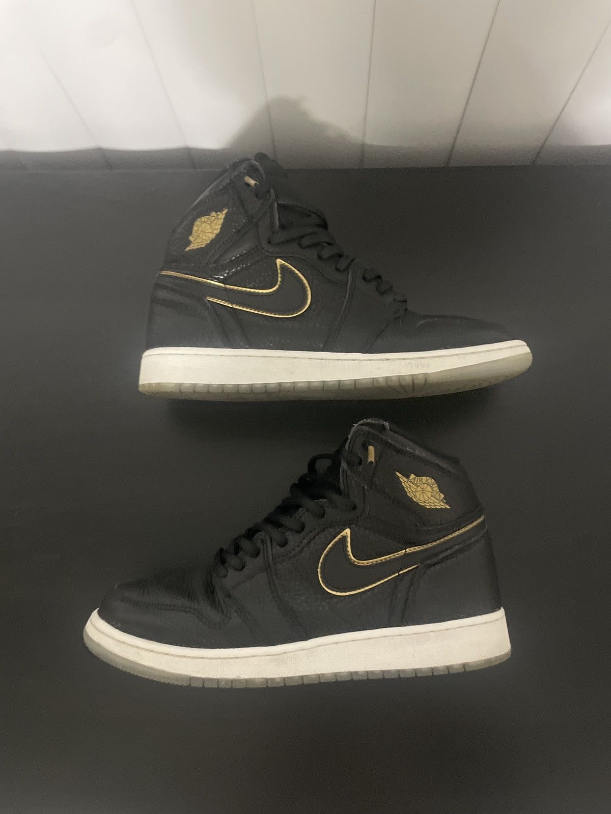 Nike Air Jordan 1 Retro High OG GS ‘City of Flight’ Size US 7 / EU 40 - 1 Thumbnail