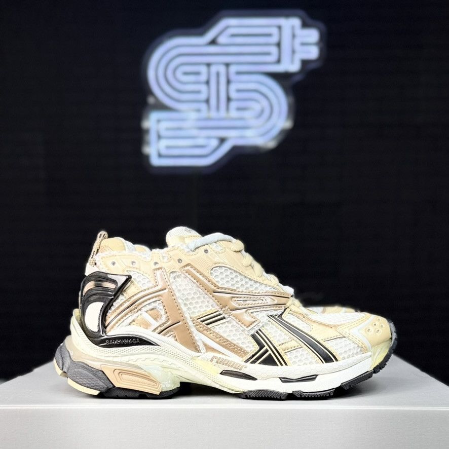 Balenciaga Balenciaga Runner White/Gold/Black Size US 6 / IT 36 - 2 Thumbnail