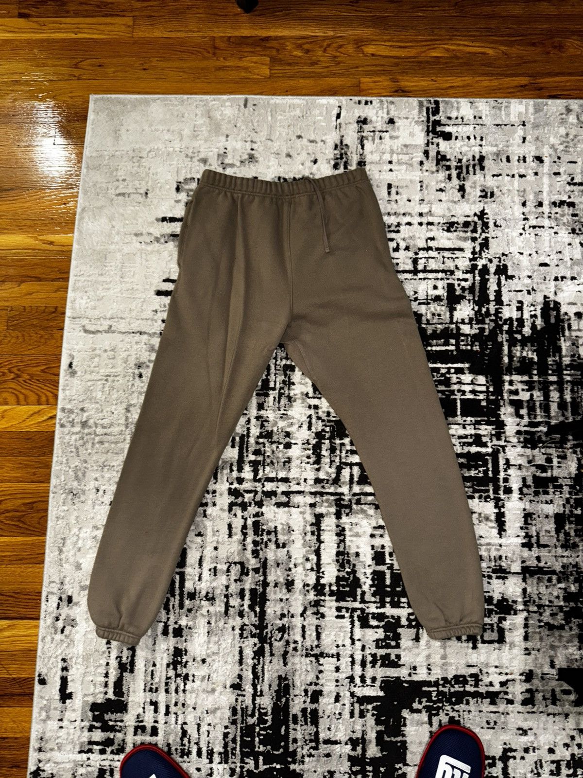 Fear of God Fear of God Essential Brown Sweatpants Size US 32 / EU 48 - 5 Thumbnail