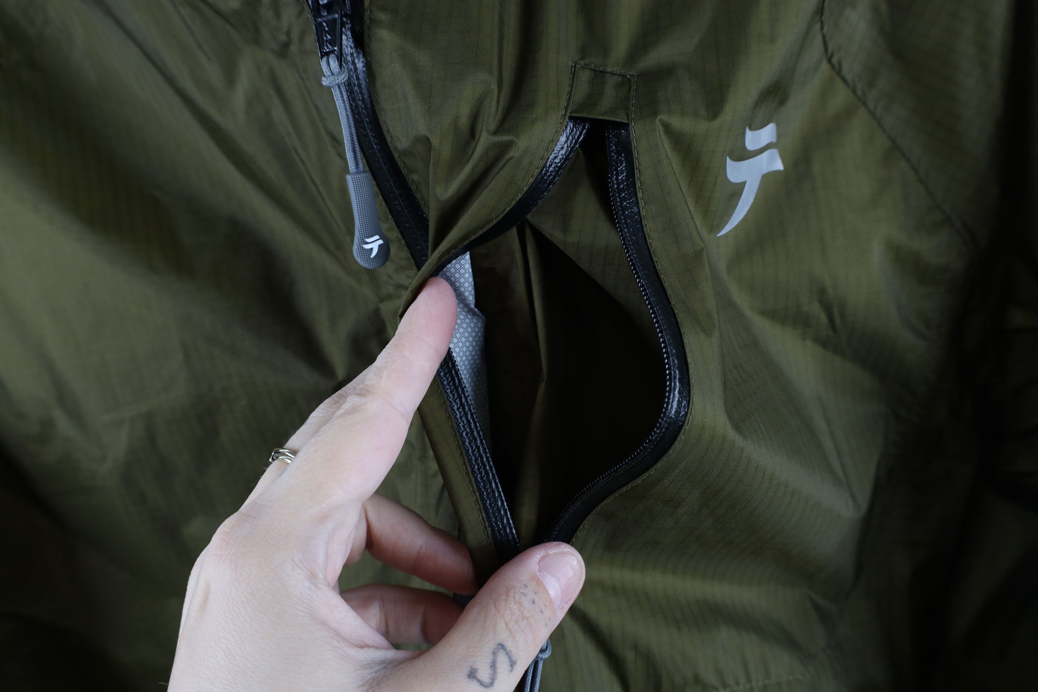 Vintage Tenkara USA Fishing Fly Weight Waterproof Hooded Rain Jacket Size US S / EU 44-46 / 1 - 5 Thumbnail