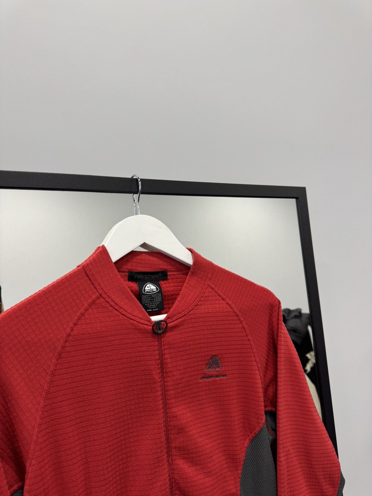 Nike ACG Nike ACG vintage thermo long sleeve size M Size US M / EU 48-50 / 2 - 6 Thumbnail