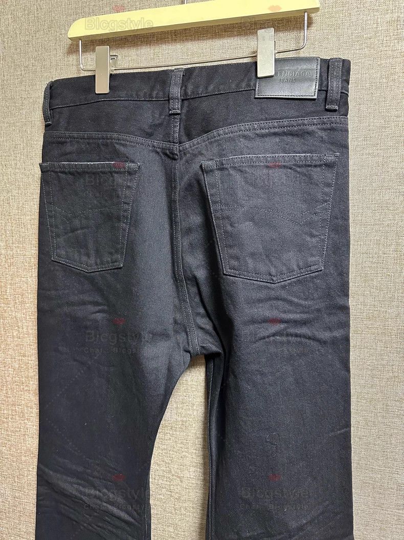 Balenciaga Balenciaga size S Worn Distressed Pants Micro-Flare Jeans Size US 27 - 5 Thumbnail