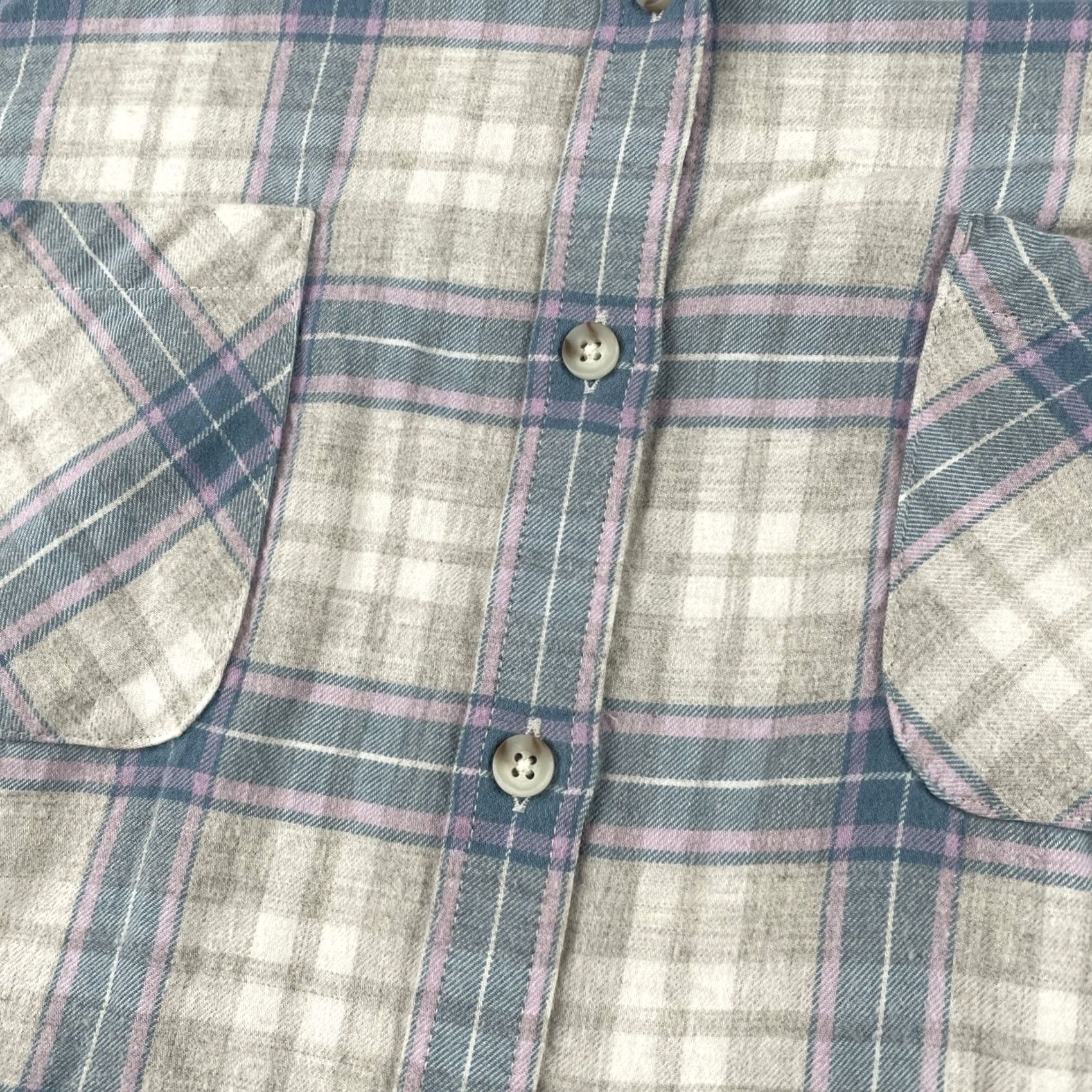Vintage VINTAGE? Women’s L.L.Bean Plaid Flannel Button-Up Pocket Shirt Pink Blue 1X Xtra Soft Size XL / US 12-14 / IT 48-50 - 5 Thumbnail
