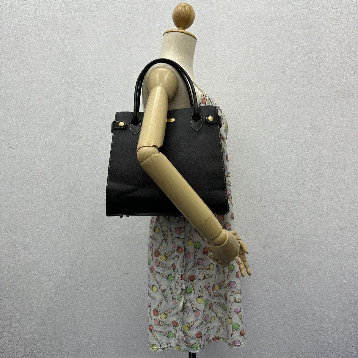 Burberry ‼️YES‼️ AUTHENTIC BURBERRY BLACK CALFSKIN LEATHER HANDBAG Size ONE SIZE - 16 Thumbnail