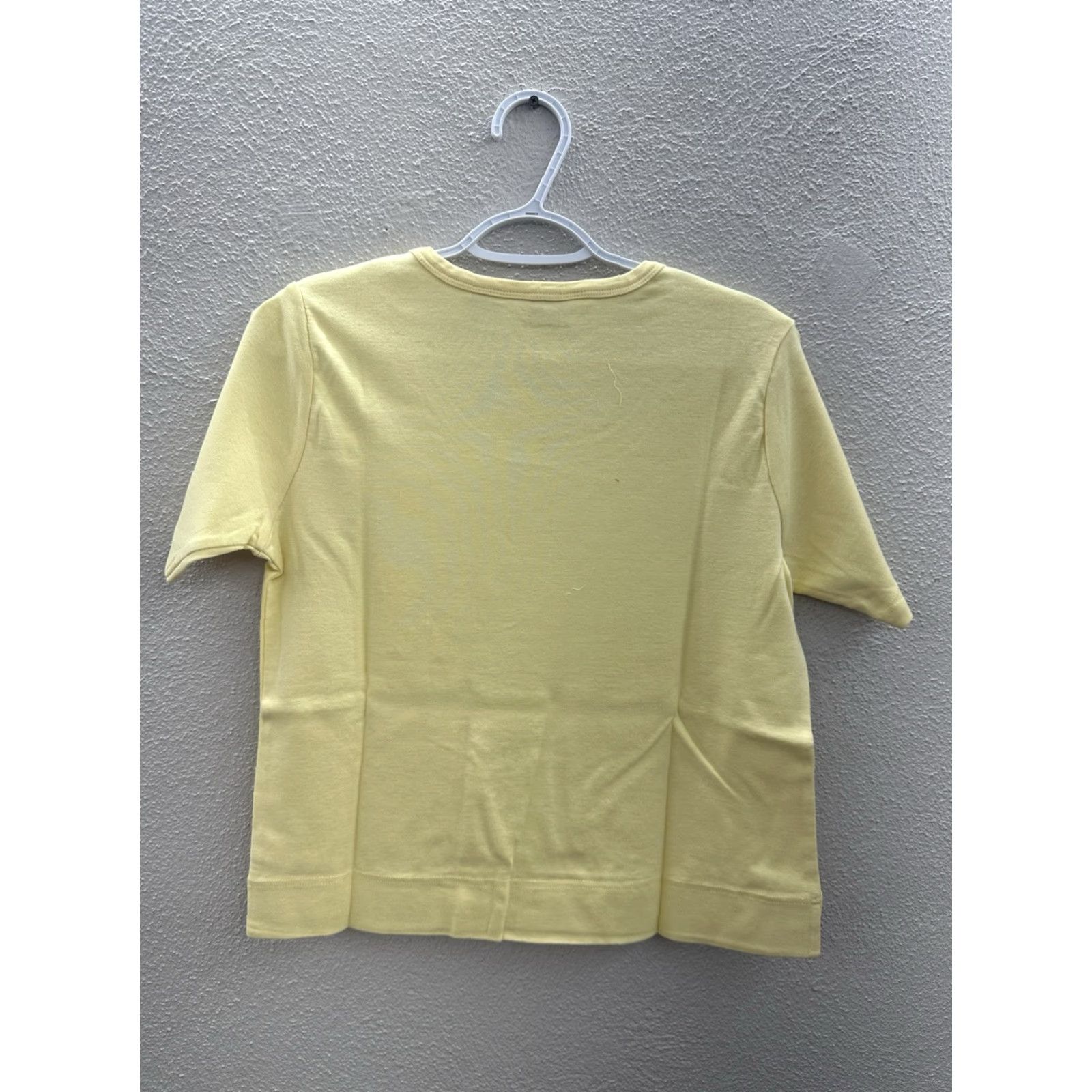 Orvis VINTAGE Orvis Shirt Women’s S Yellow Short Sleeve Round Neck Cotton NWTs Size S / US 4 / IT 40 - 6 Thumbnail