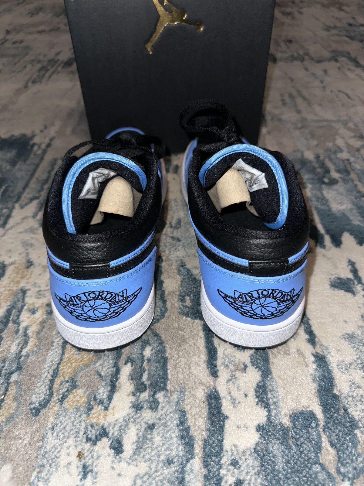 Nike Jordan 1 Low Size US 10.5 / EU 43-44 - 4 Thumbnail