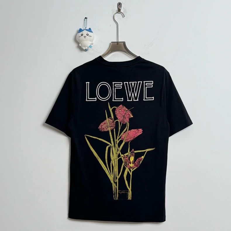 Loewe LOEWE Black flower letter logo short sleeve Size M / US 6-8 / IT 42-44 - 1 Thumbnail
