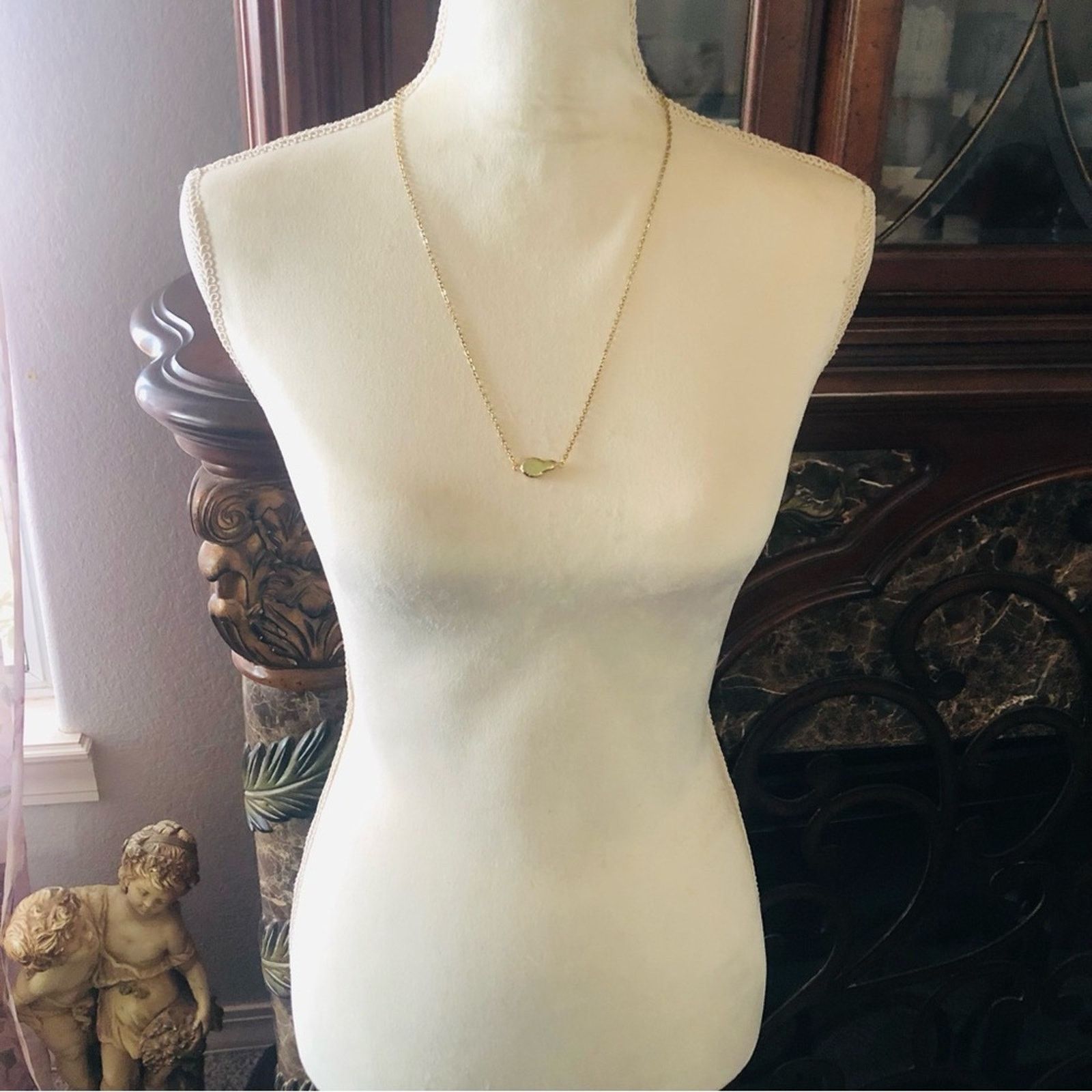 Handmade Handcrafted gold frame mother of pearl necklace Size ONE SIZE - 7 Thumbnail