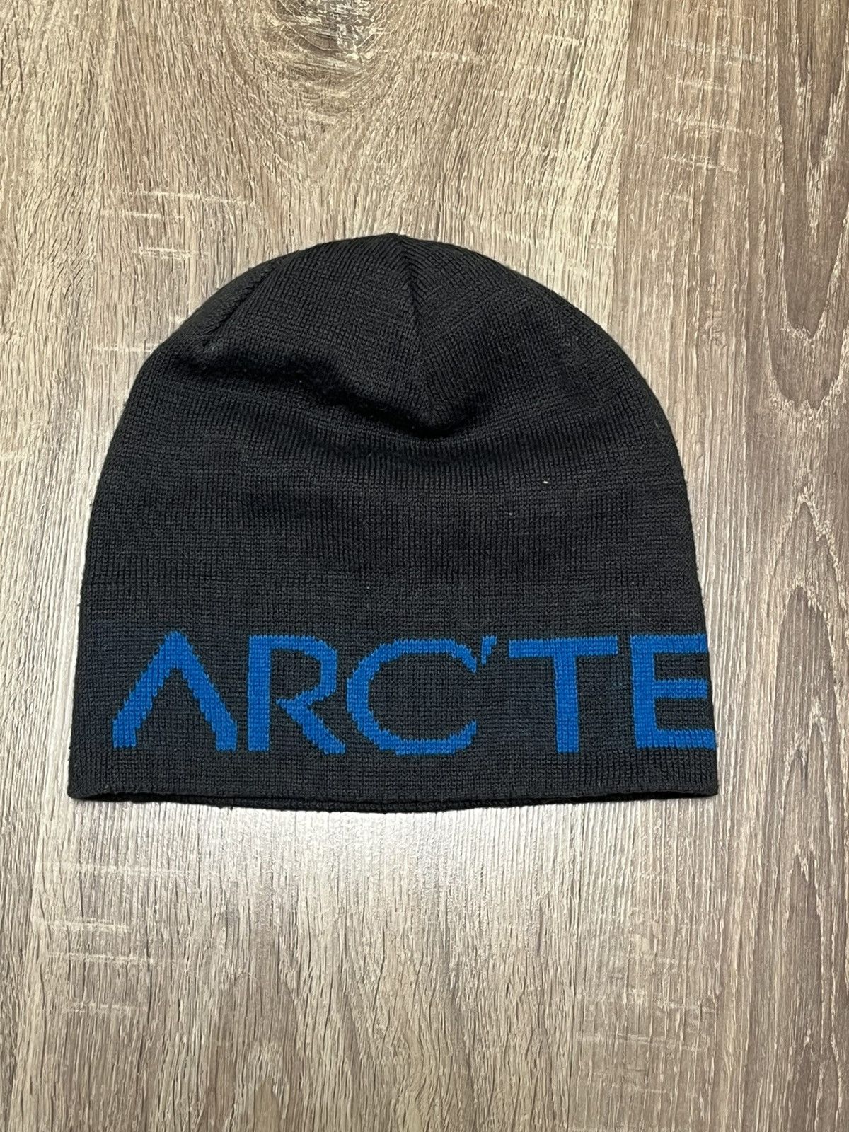 Arc'teryx Arc’teryx Logo Beanie Size ONE SIZE - 1 Thumbnail