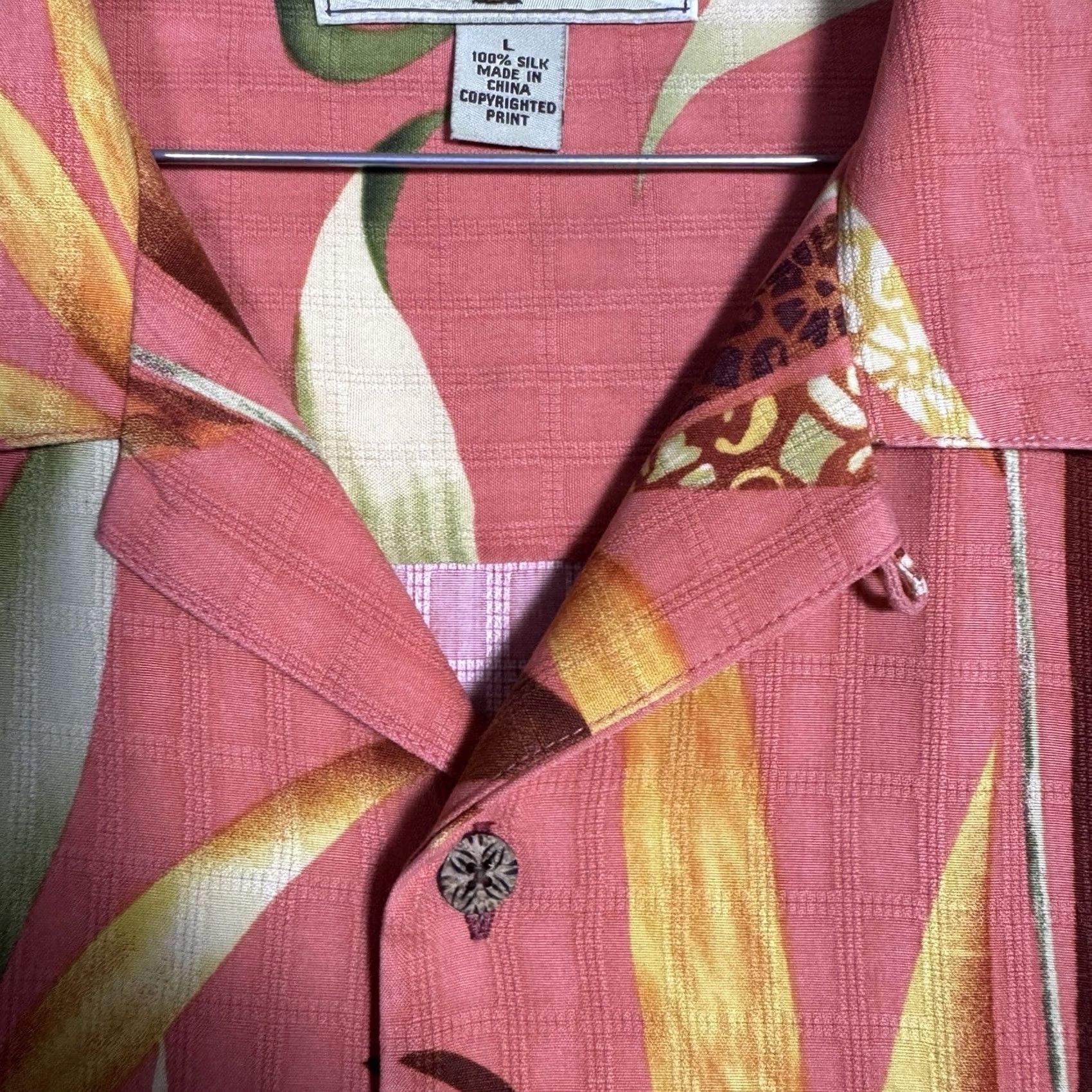 Tommy Bahama Tommy Bahama Shirt Mens L Pink Floral 100% Silk Button Up Camp Collar Windowpane Size US L / EU 52-54 / 3 - 3 Thumbnail