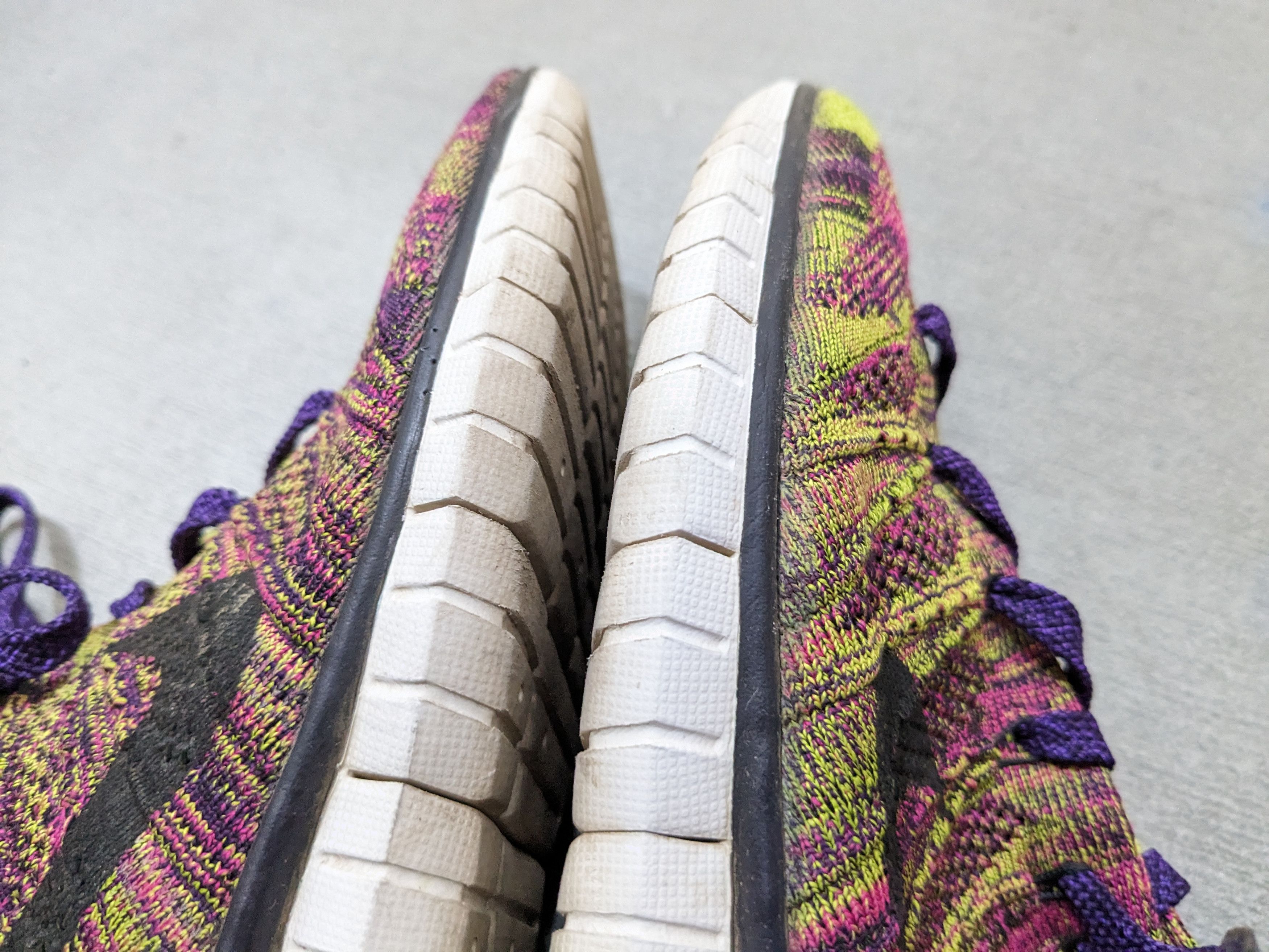 Nike Nike Free Flyknit Chukka 9.5 Purple Fireberry 639700-501 Size US 12 / EU 45 - 8 Thumbnail