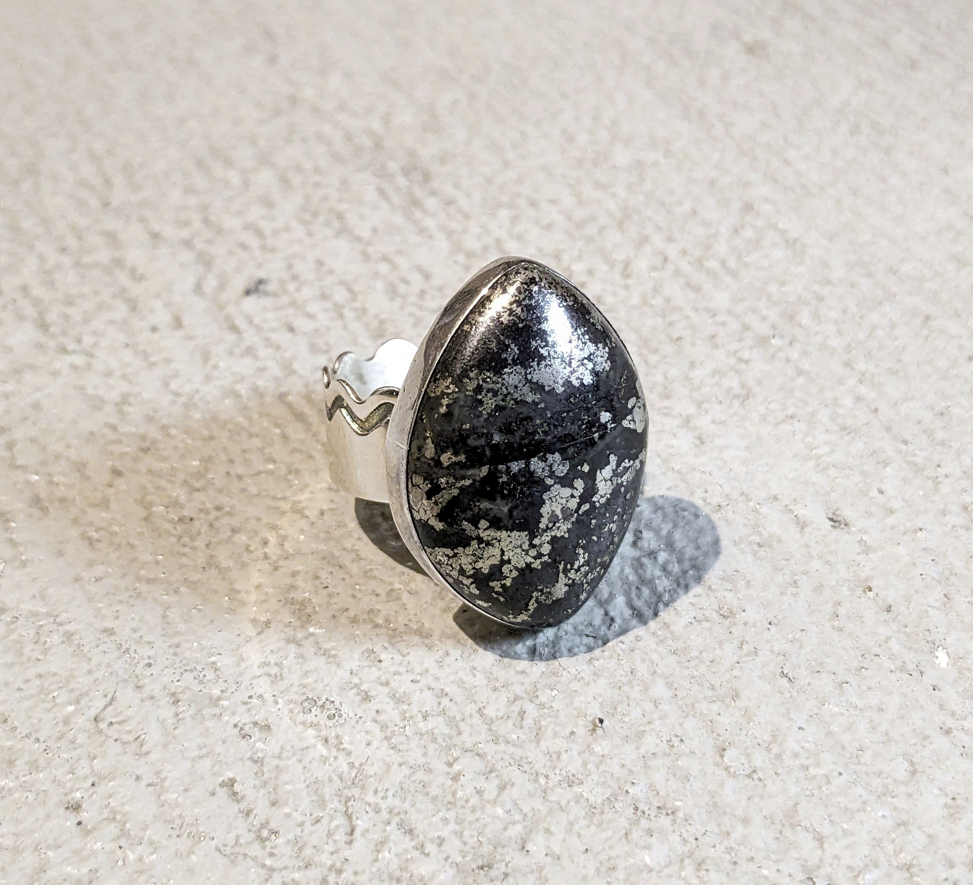 image of Jewelry x Sterling Silver Ring Apache Gold Size 8.75 Native Tribal in Black/Gold/Silver, Men's