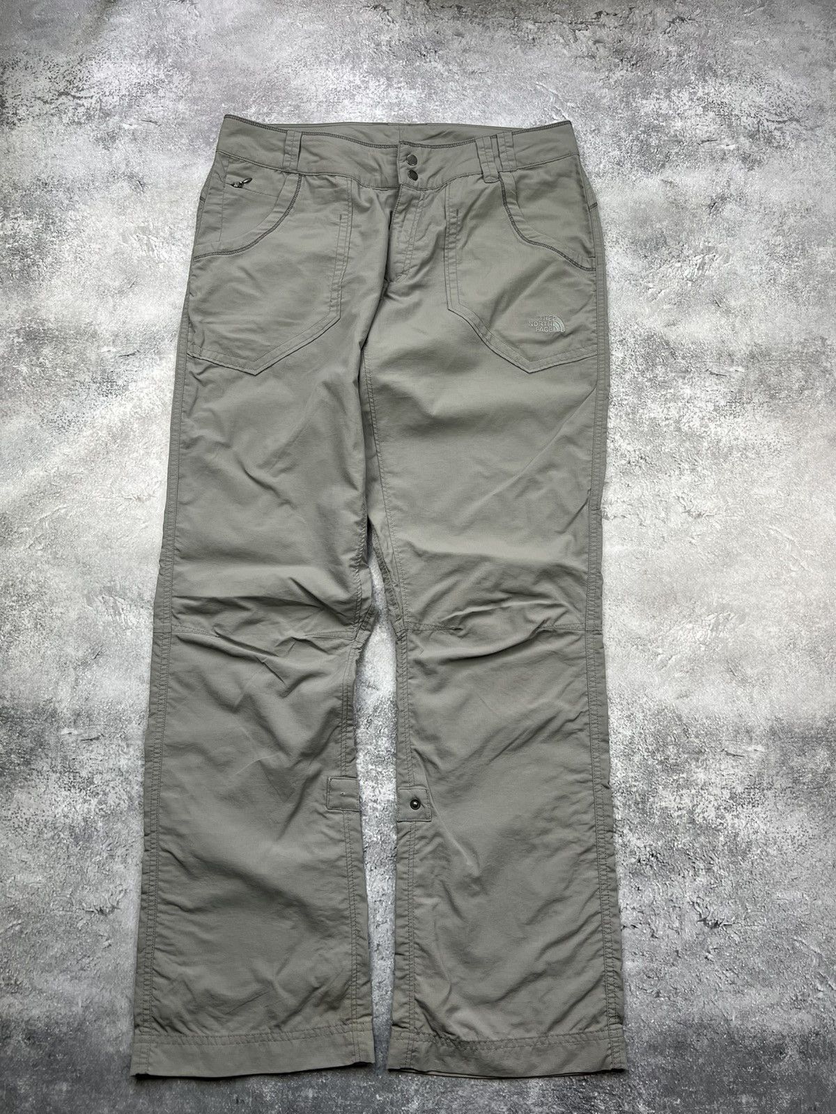 The North Face The North Face Grey Tracking Pants Gorpcore Size 26" / US 2 / IT 38 - 1 Thumbnail