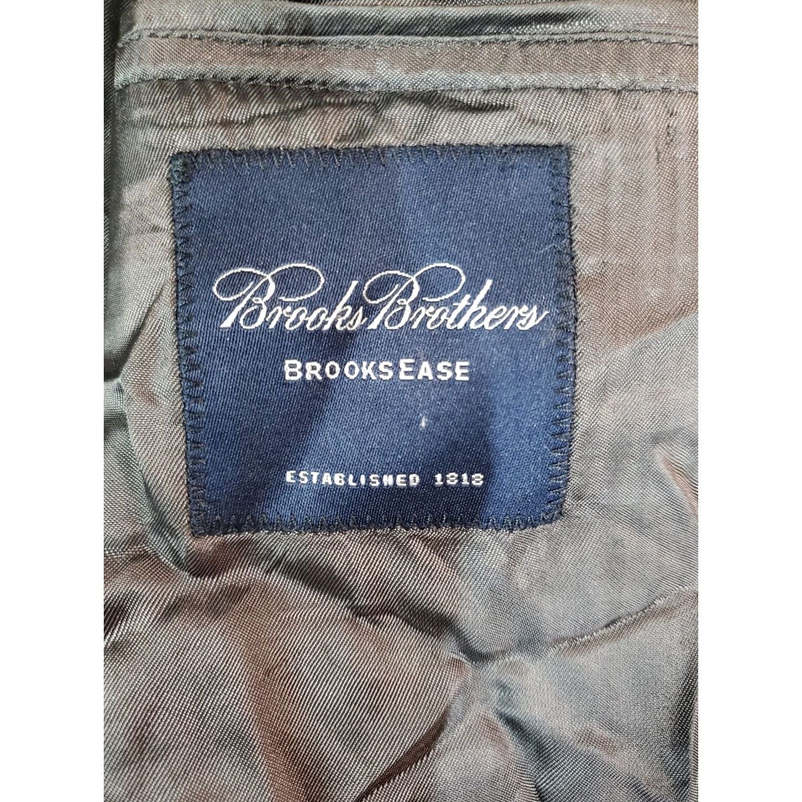 Brooks Brothers Brooks Brothers Signature 2-Button Gray Mens 44L Suit Coat Super 100s Size 44R - 3 Thumbnail