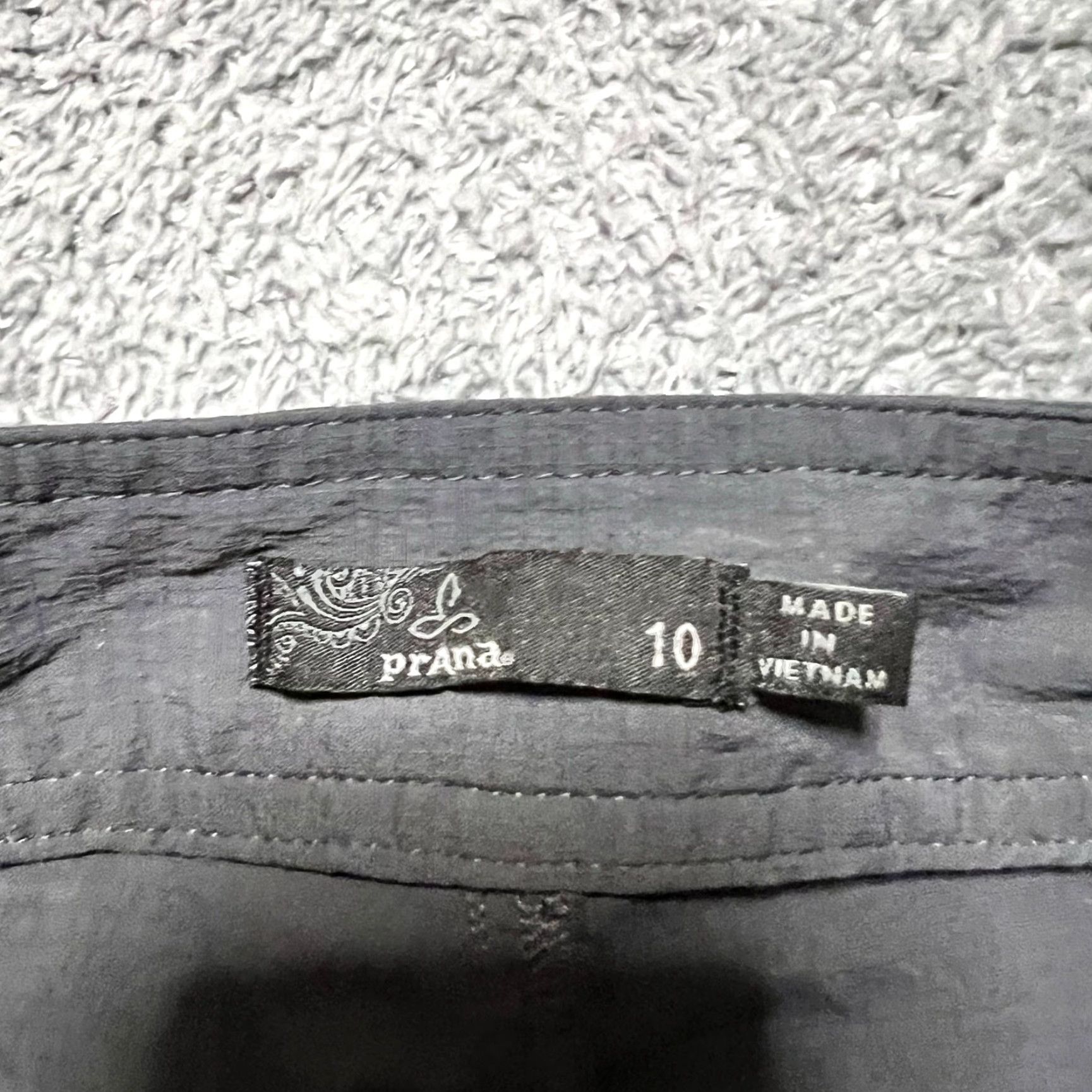 Prana PrAna Jasmine Knicker 3/4 Capri Pants Womens Size 10 Gray Style W4JASK113 Mens? Ladies? Size 32" / US 10 / IT 46 - 4 Thumbnail