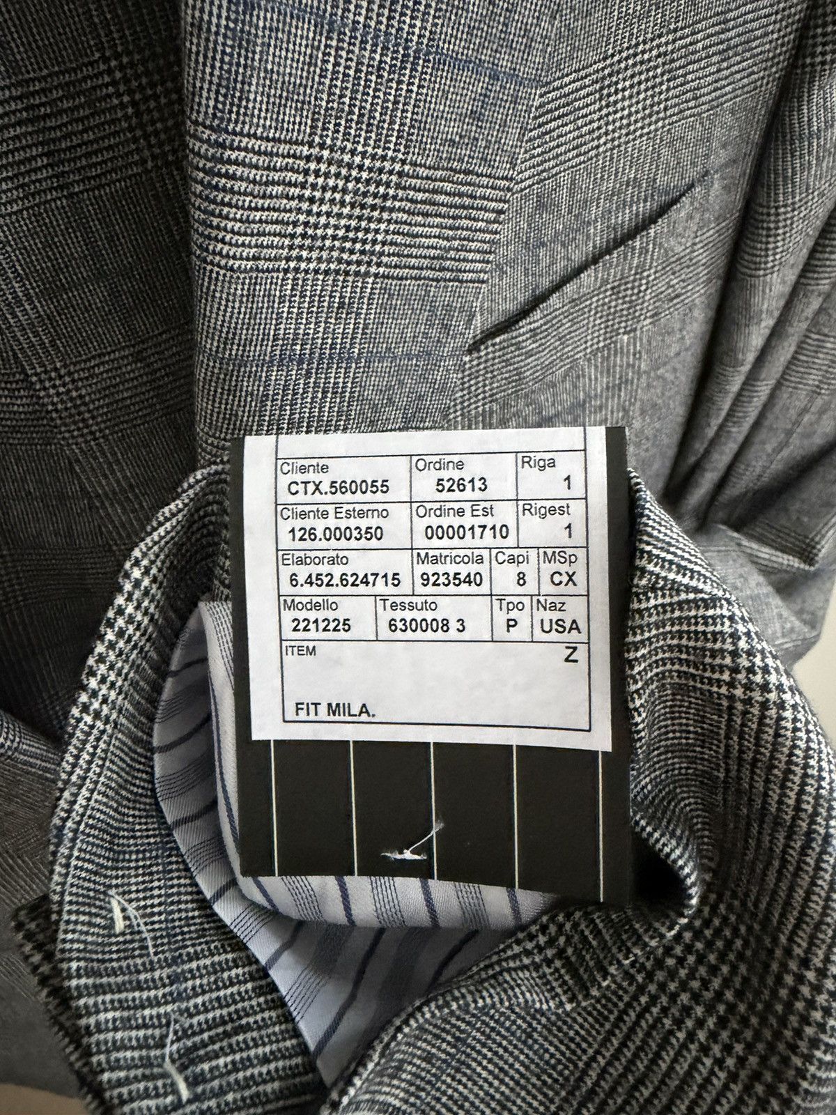 Ermenegildo Zegna Ermenegildo Zegna Gray Plaid 2-Piece Suit Size 40R US /50 IT Size 40R - 4 Thumbnail