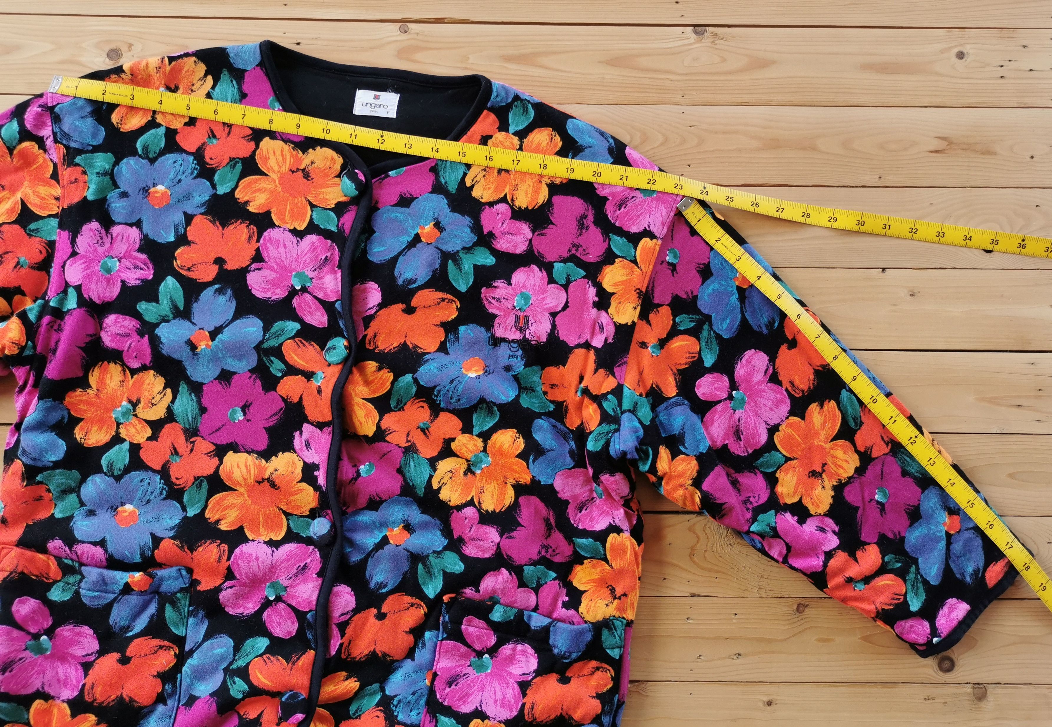 Ungaro Paris UngaroParisFlowers Paint Art DoublePocket Size US L / EU 52-54 / 3 - 15 Thumbnail