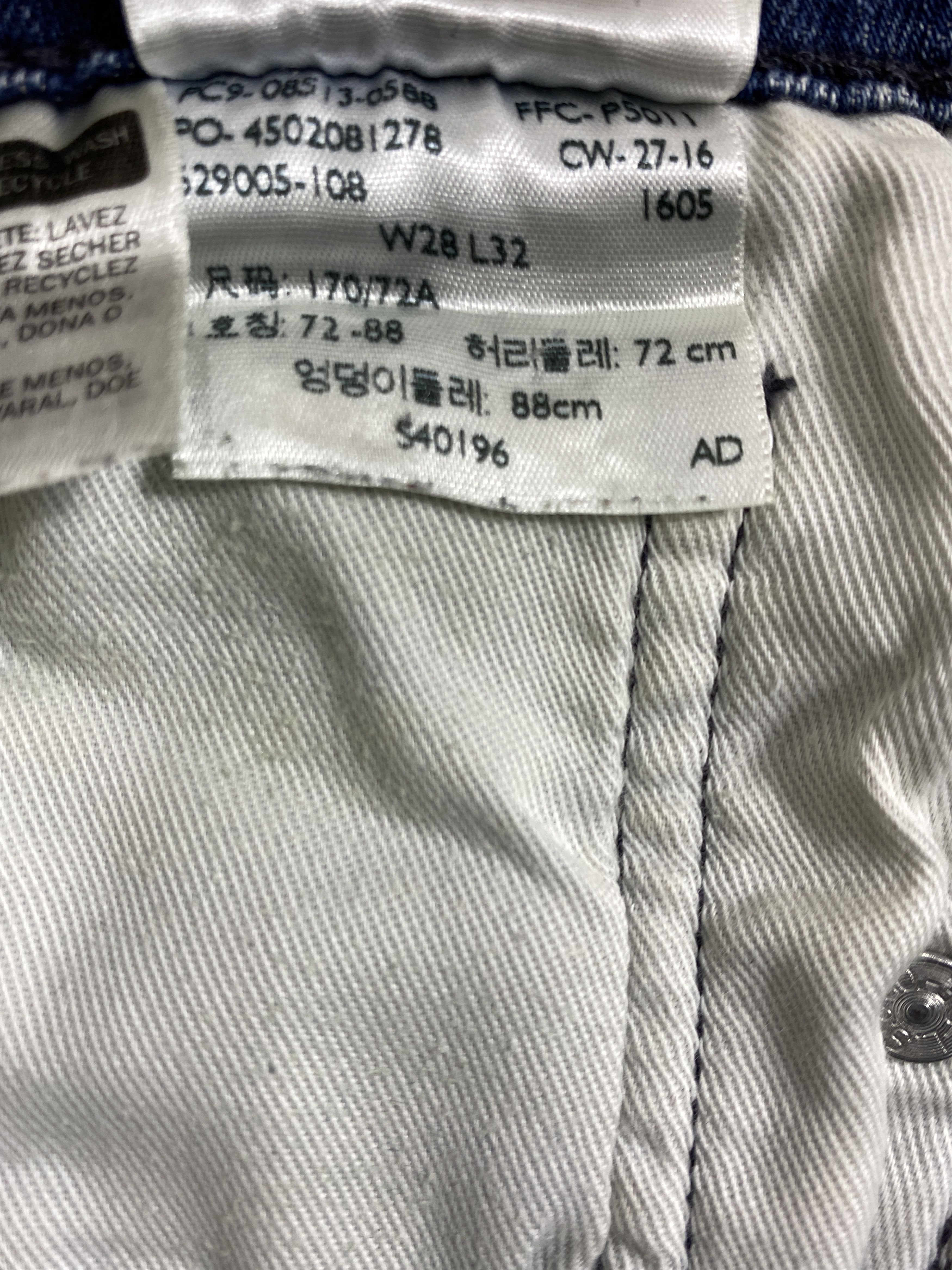 Levi's Dark Blue Vintage Levi's 513 Jeans 28x26.5 Denim -JN945 Size US 28 / EU 44 - 12 Thumbnail