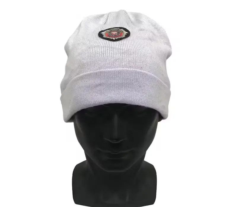 Descente × Vintage Descente Small Logo Beanie Hat Size ONE SIZE - 1 Thumbnail