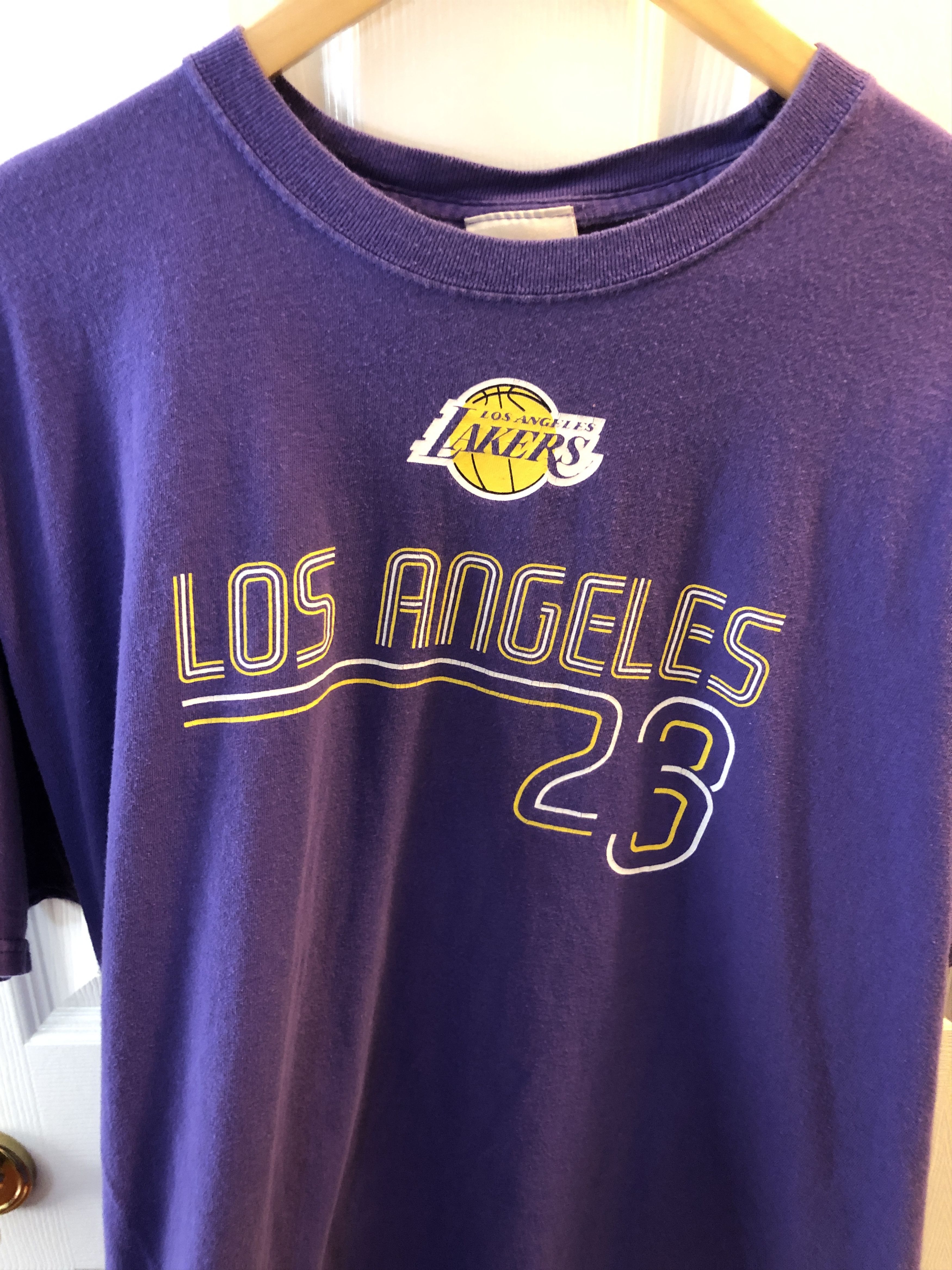 NBA LA Lakers Lebron James NBA T Shirt Size US XL / EU 56 / 4 - 2 Thumbnail