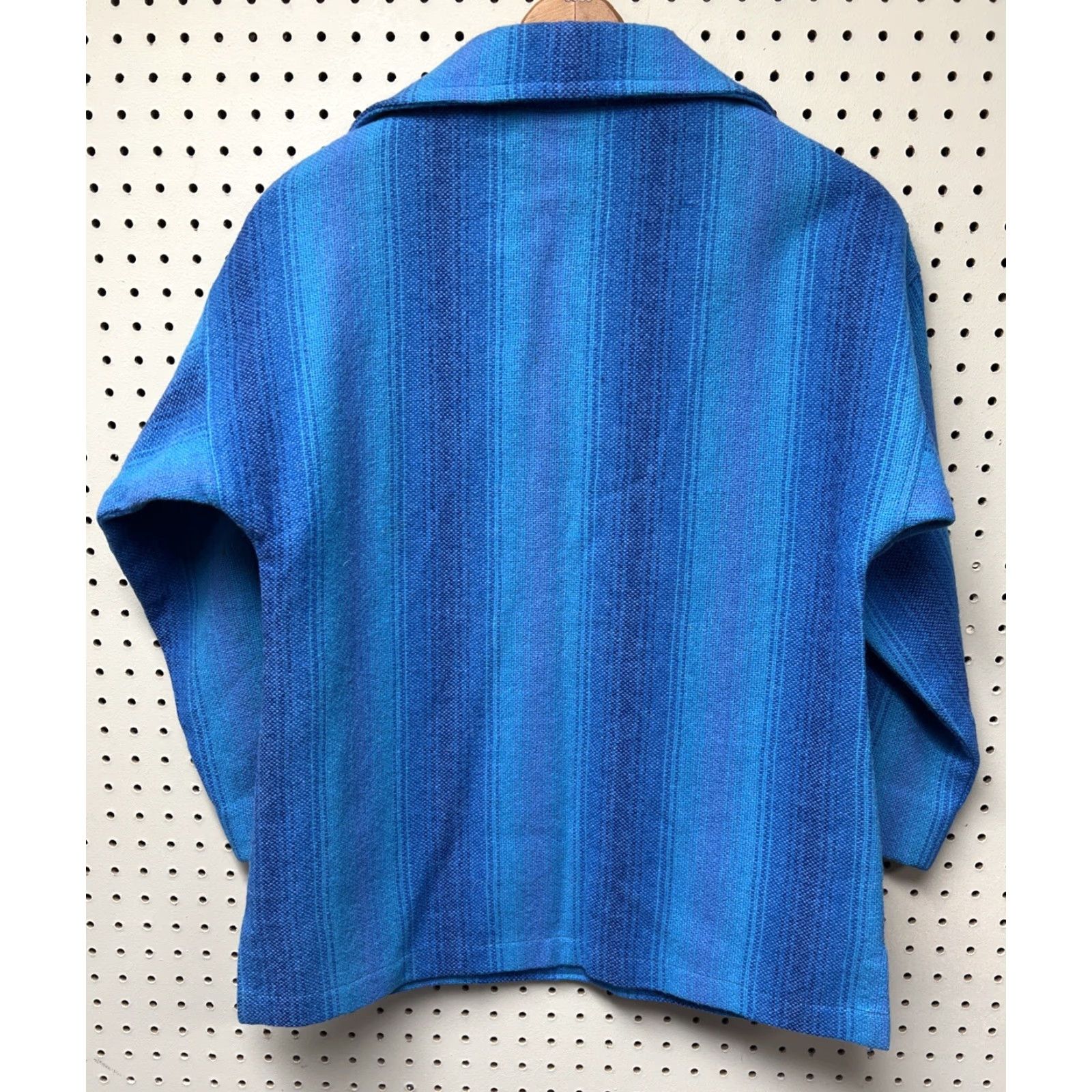 Vintage VINTAGE Jon Ro Wool Pullover Poncho Coat Blue with Front Pocket One Size Men/Women Pullover Wool Size ONE SIZE - 2 Thumbnail