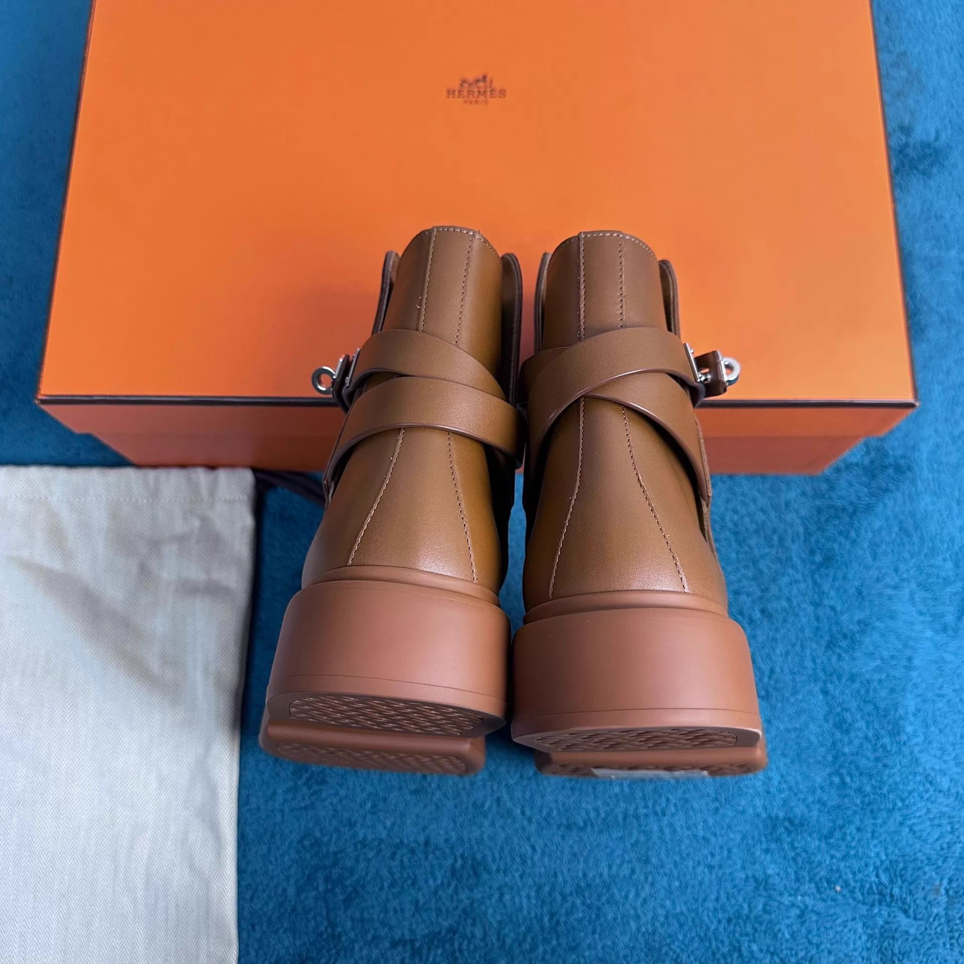 Hermes Hermès VEO Vintage Calfskin Short Brown Boots Size US 7.5 / IT 37.5 - 4 Thumbnail